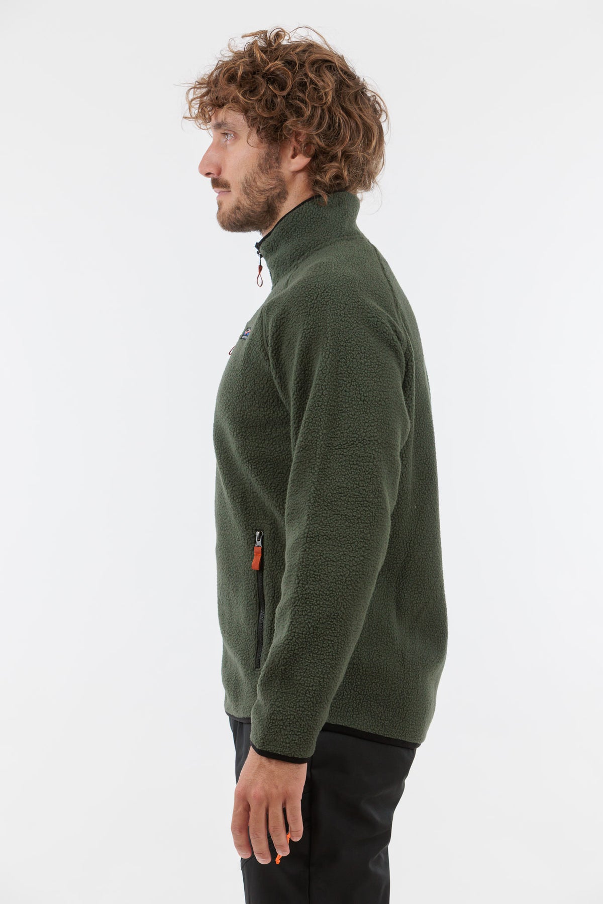 #colore_military-green