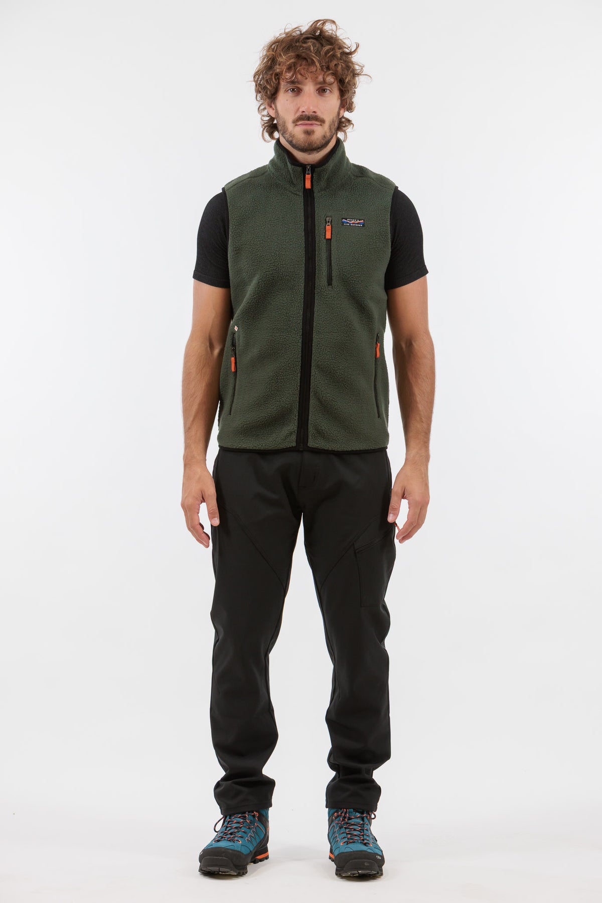 #colore_military-green