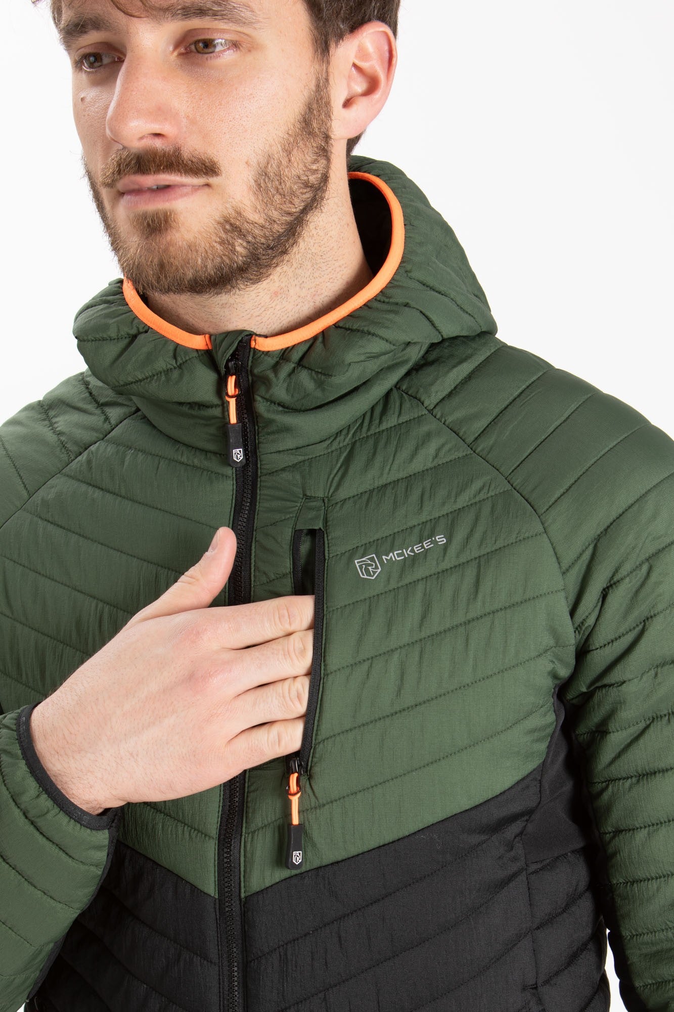 #colore_military-green-black