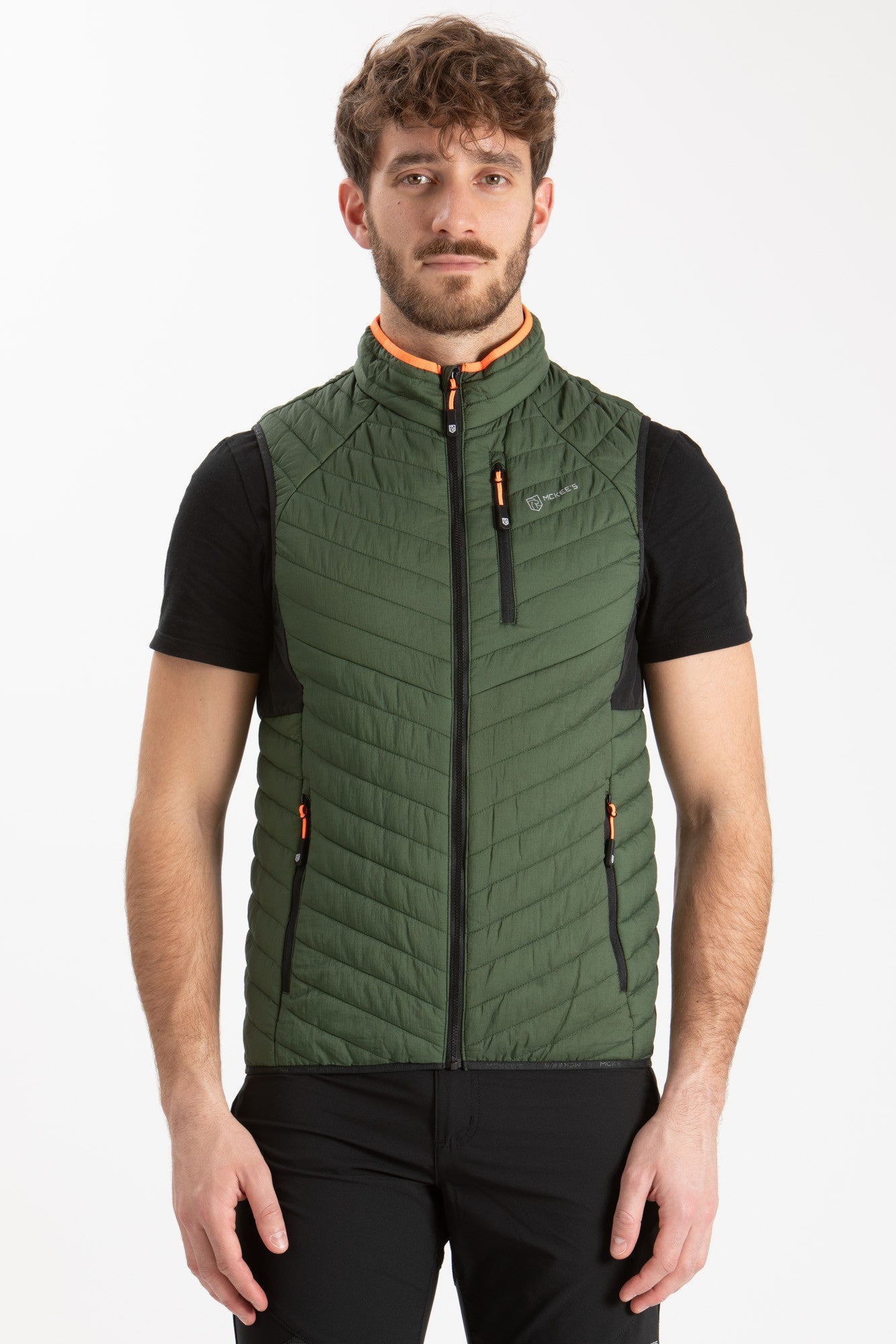 #colore_military-green