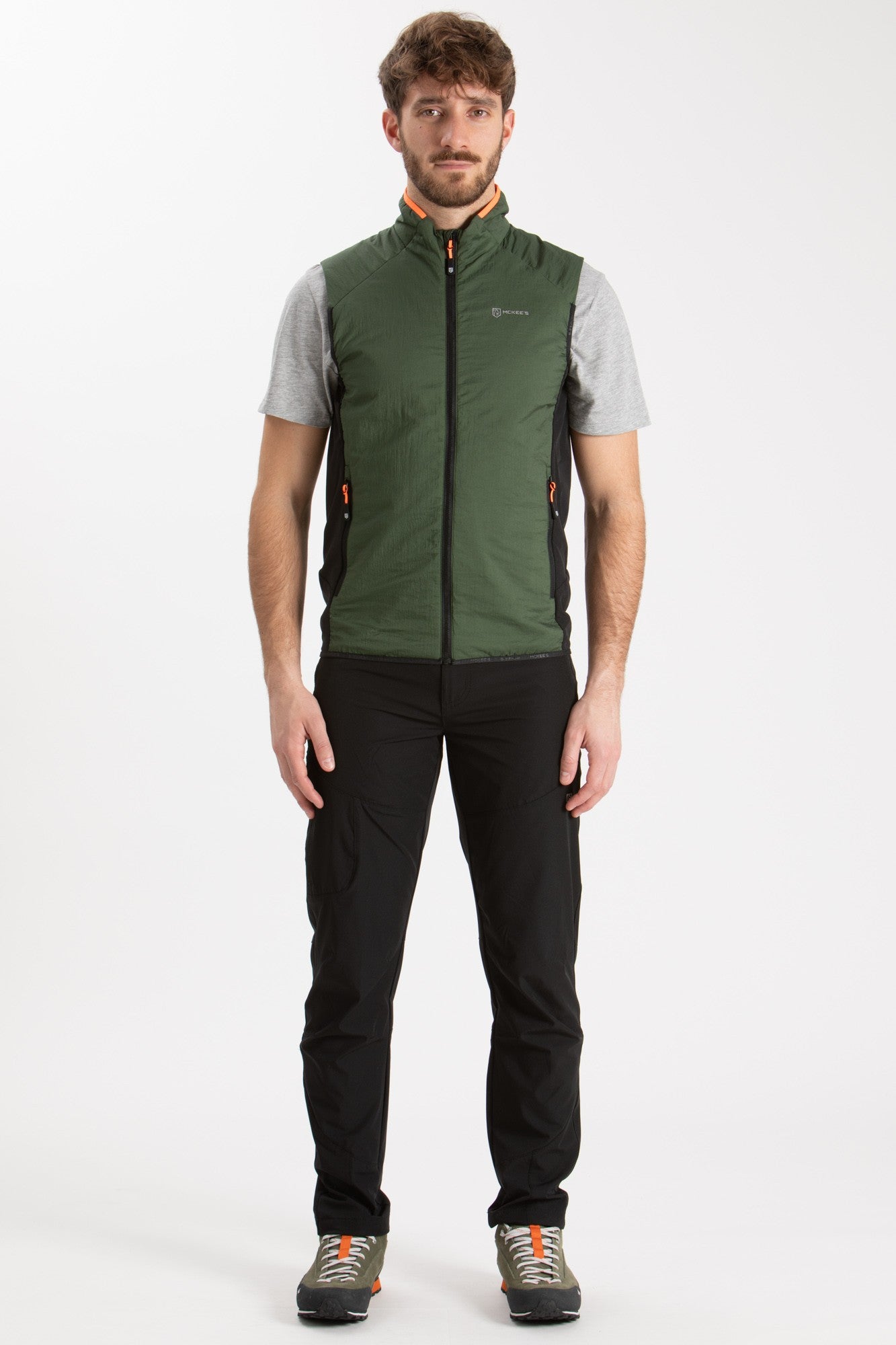 #colore_military-green