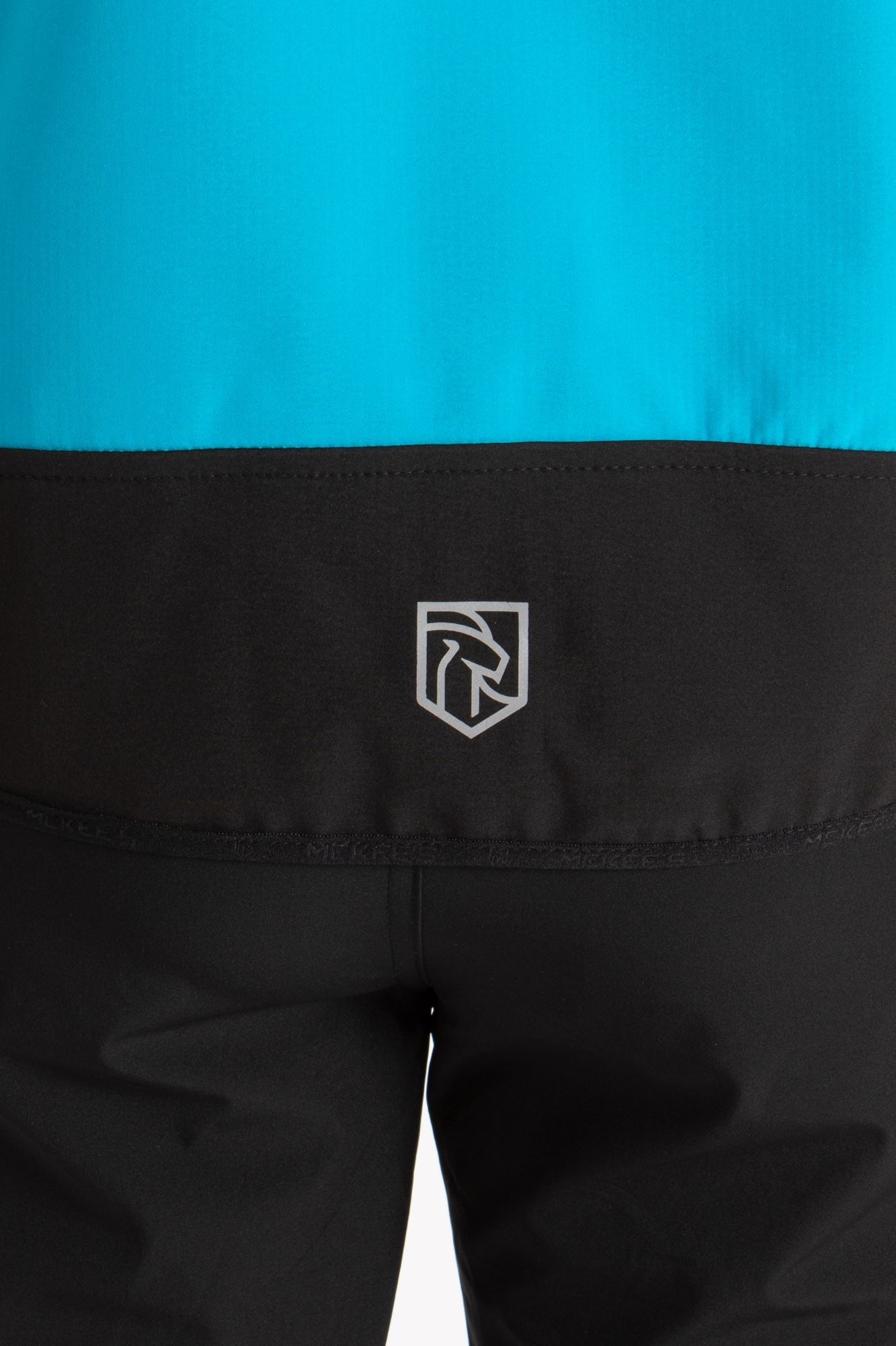 #colore_atomic-blue-black