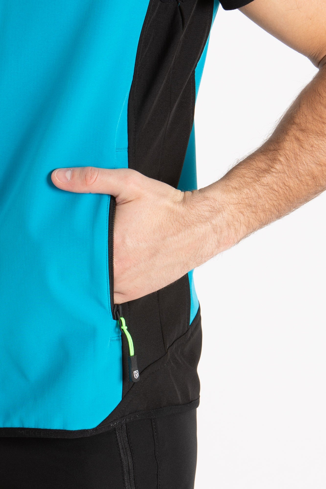 #colore_atomic-blue-black