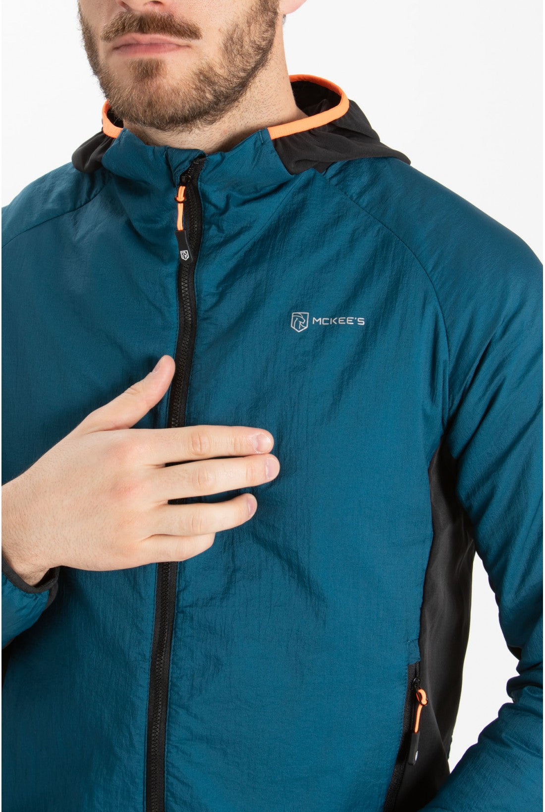 #colore_indigo-blue-black