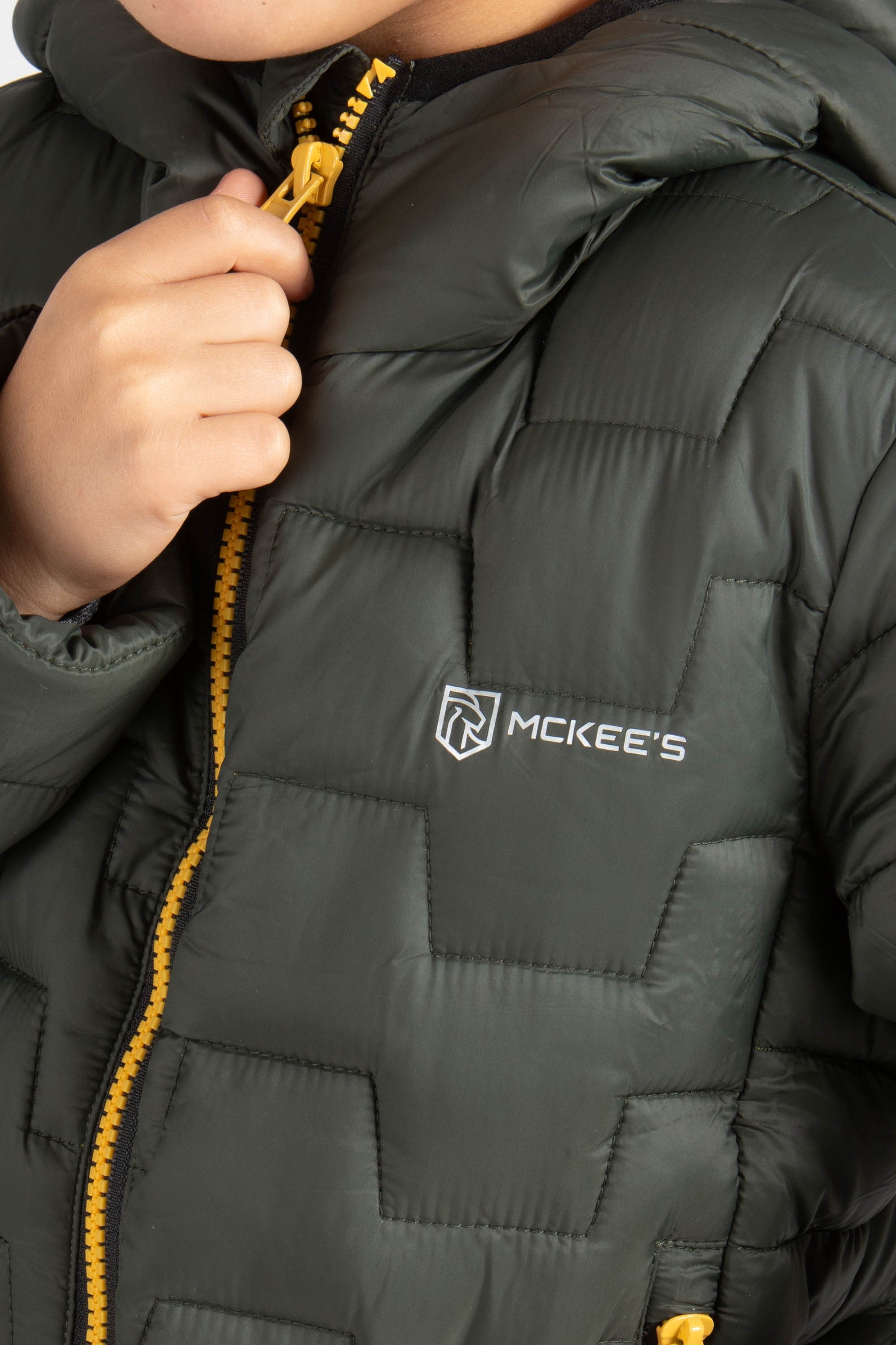 #colore_military-green