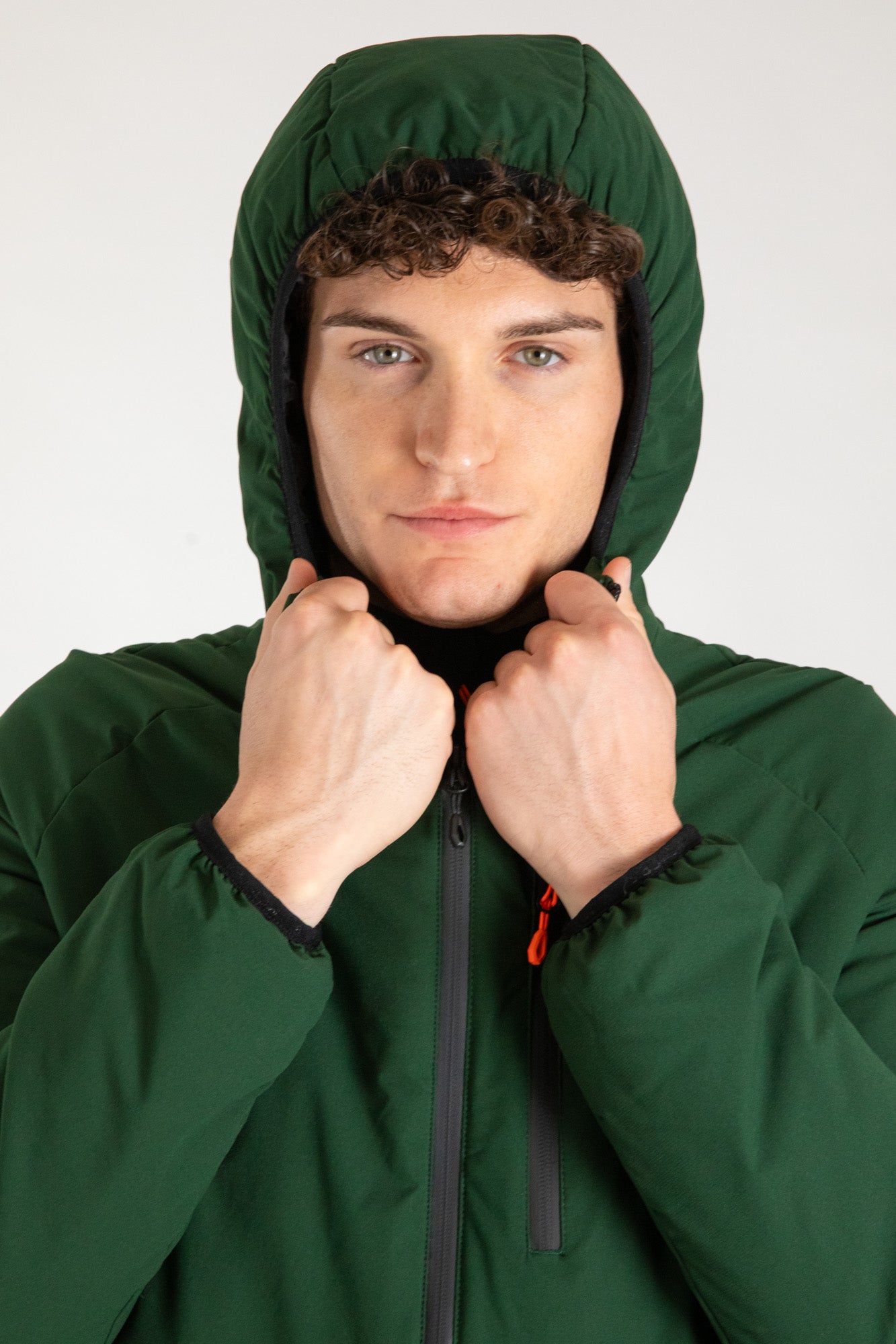 #colore_military-green