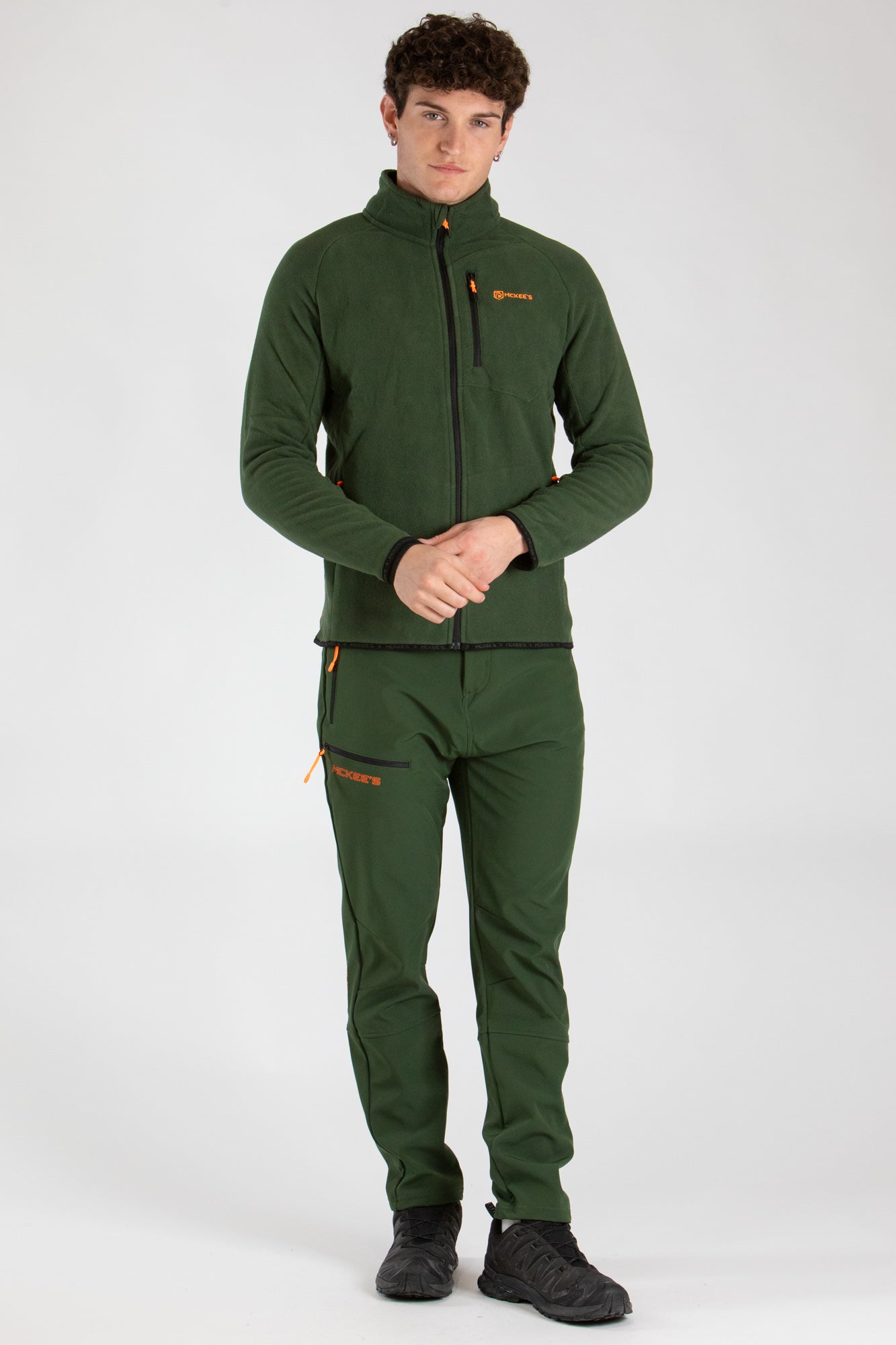 #colore_military-green