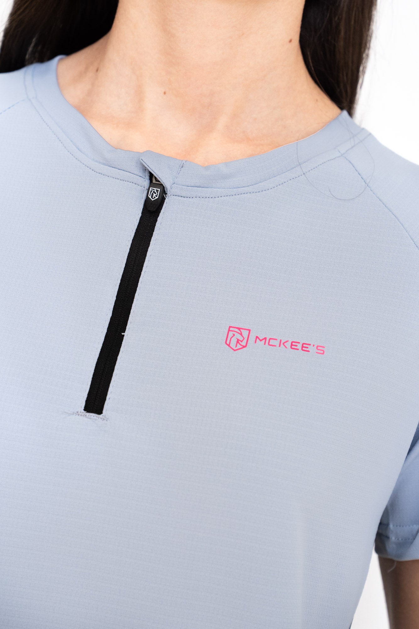 #colore_light-blue-black