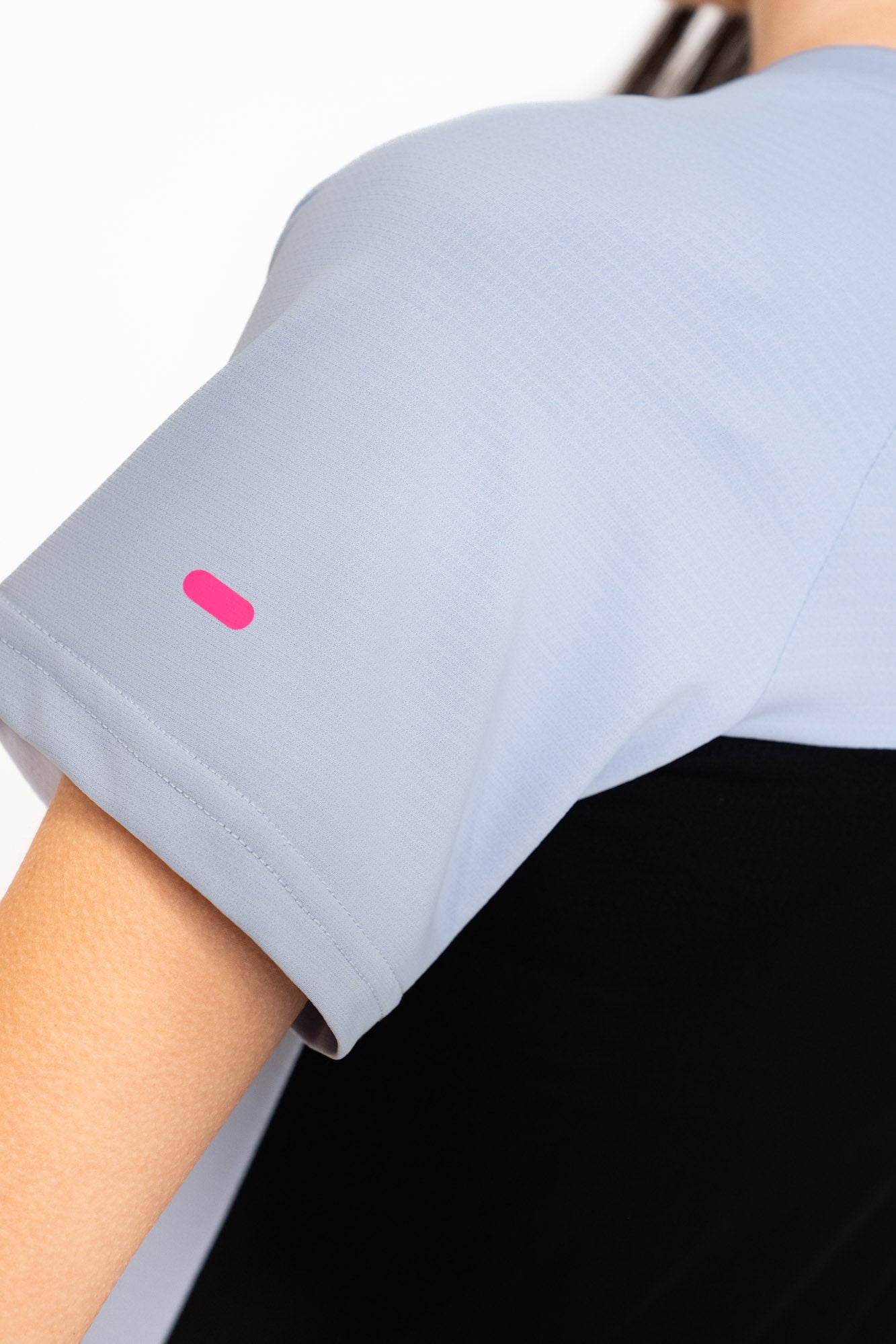 #colore_light-blue-black