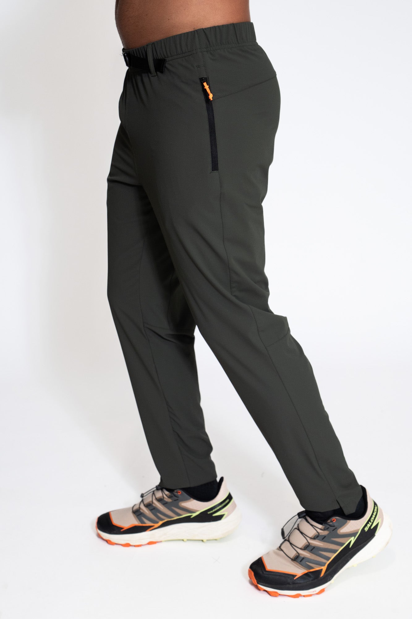 #colore_military-green