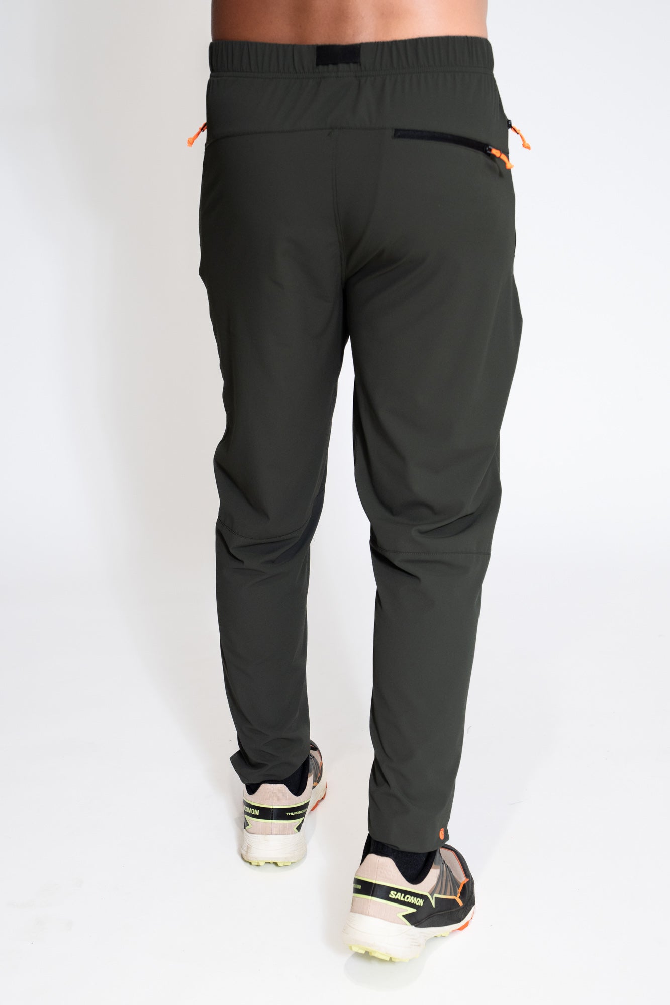 #colore_military-green