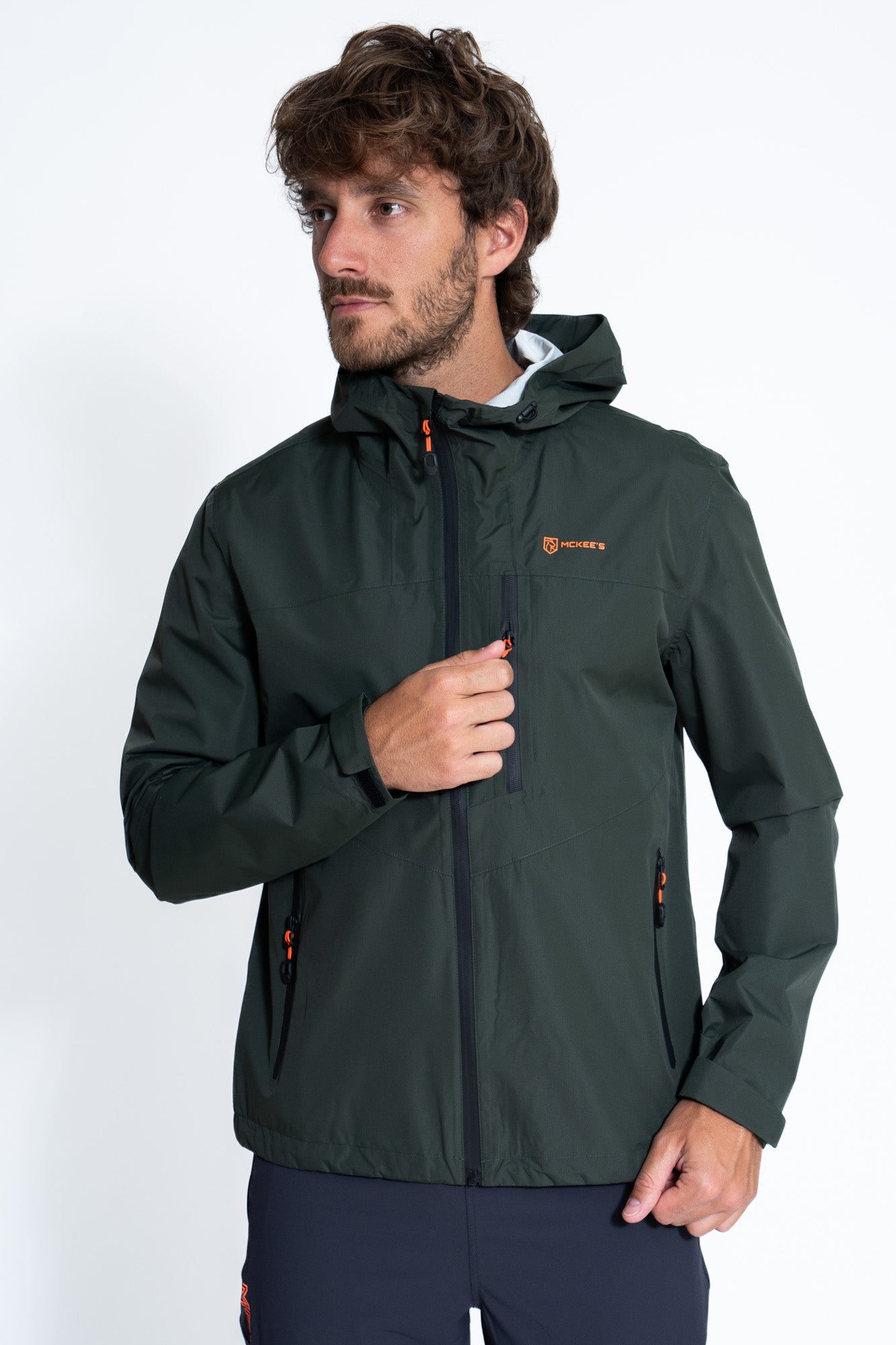 #colore_military-green