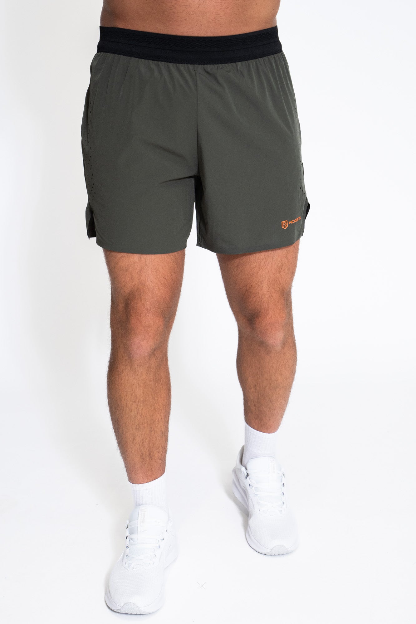 #colore_military-green