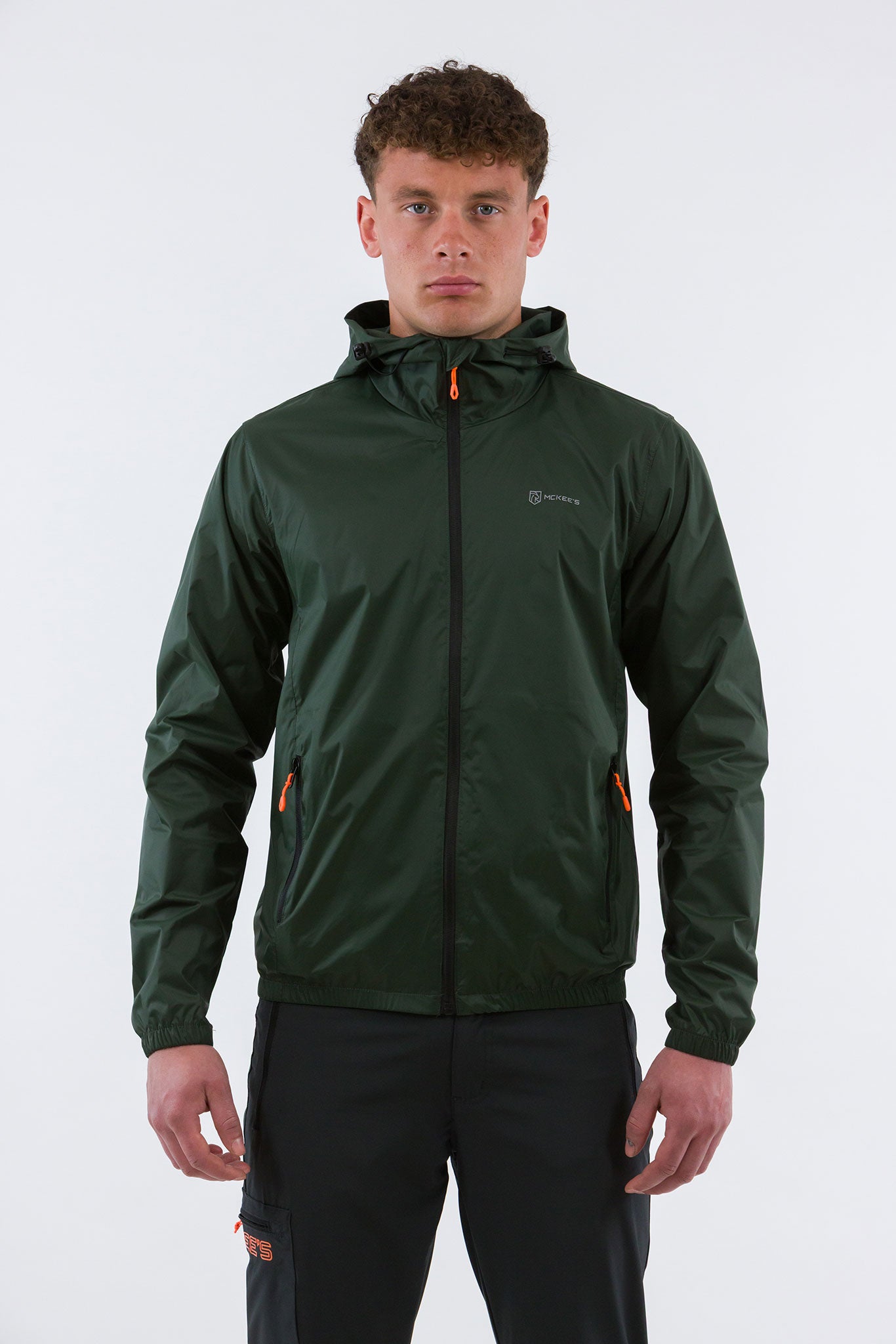 #colore_military-green