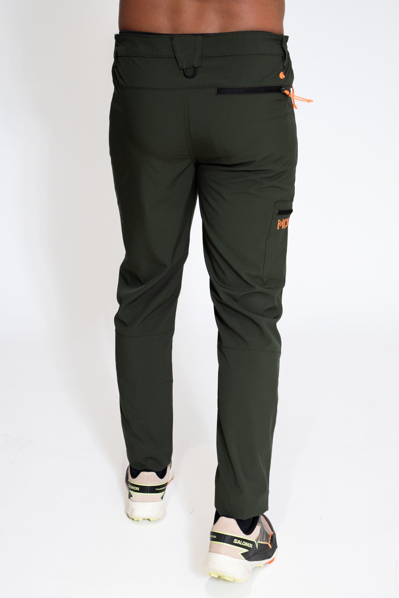 #colore_military-green