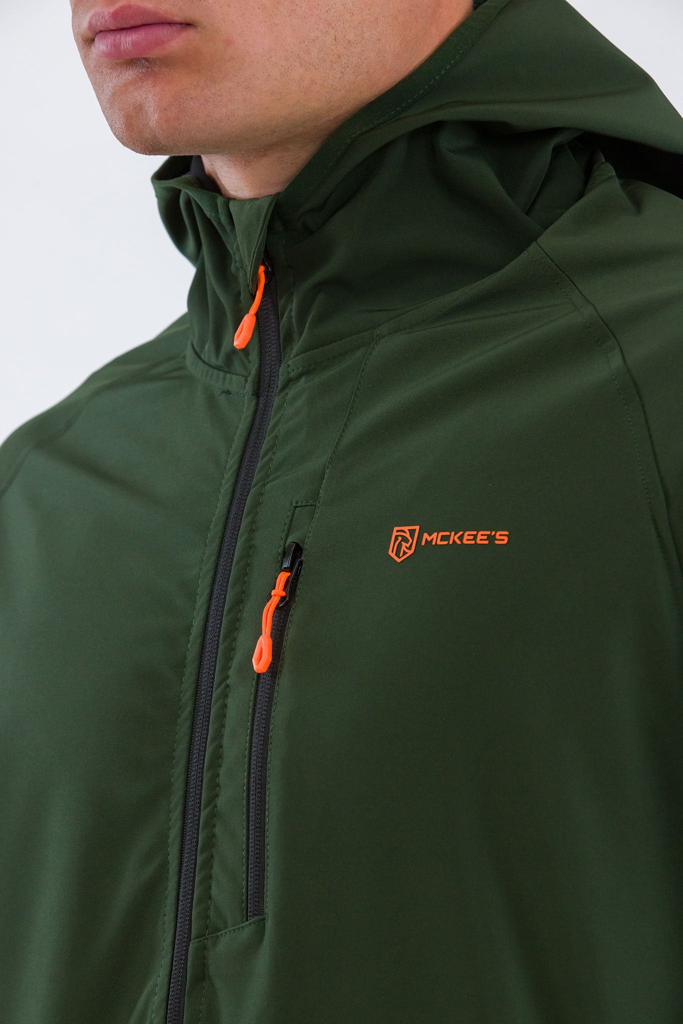 #colore_military-green