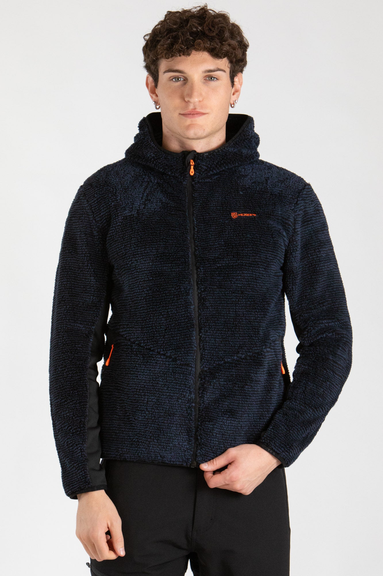 #colore_black-dark-blue