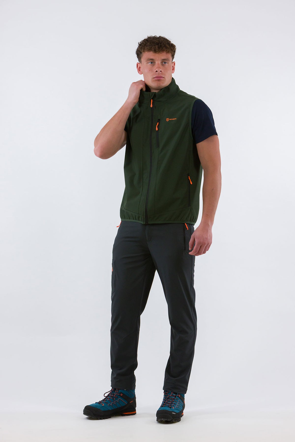 #colore_military-green