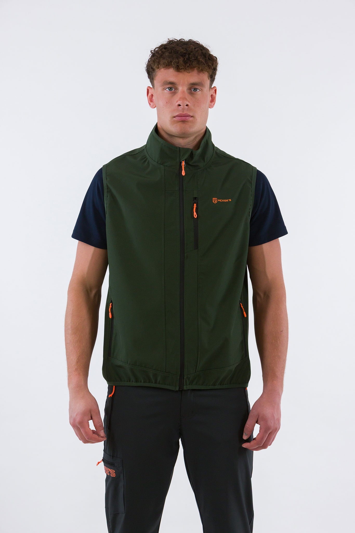 #colore_military-green