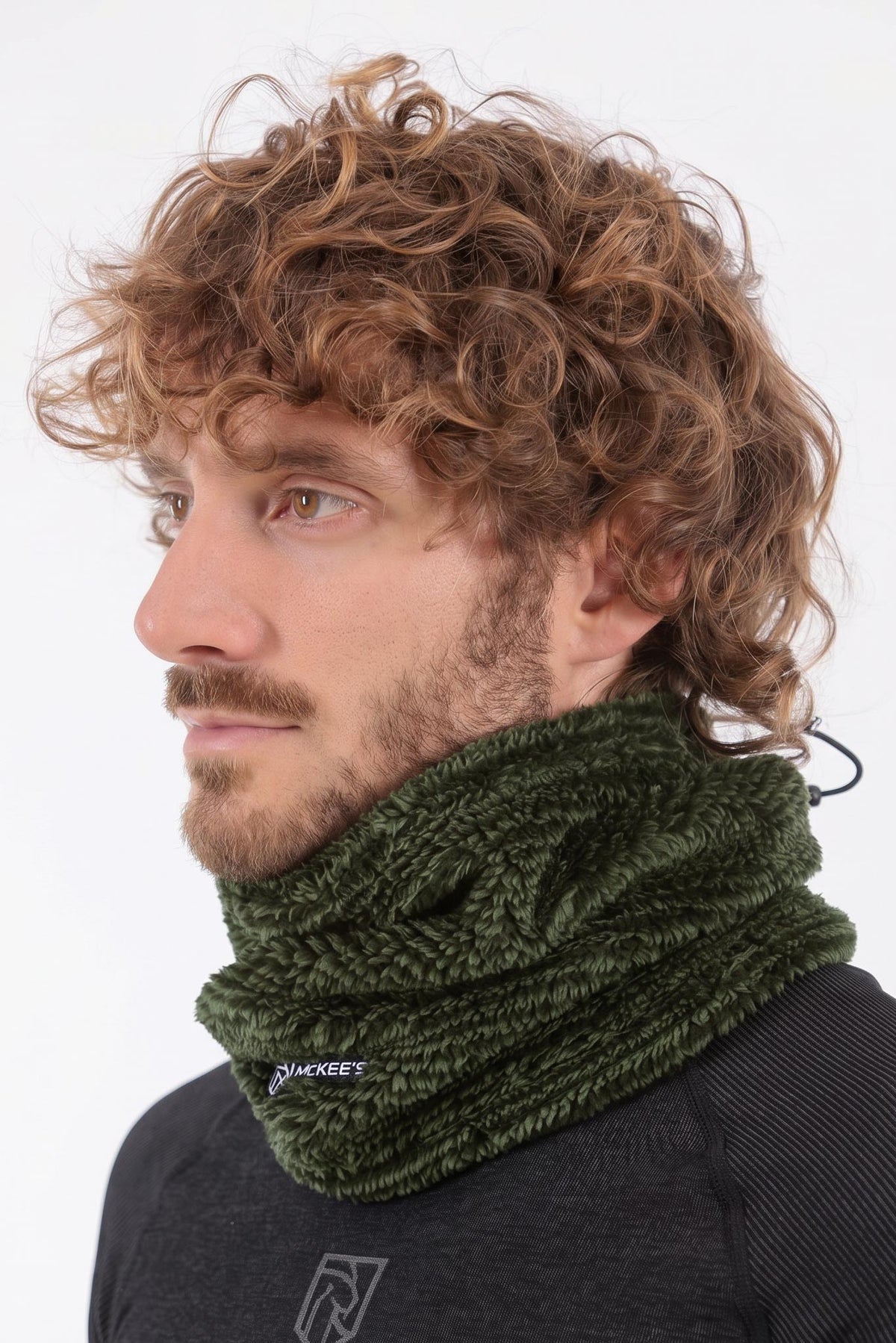 #colore_military-green