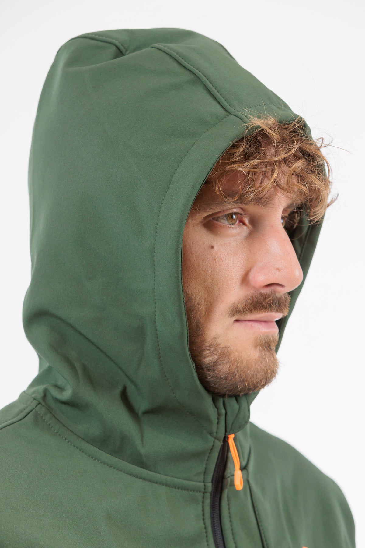#colore_military-green