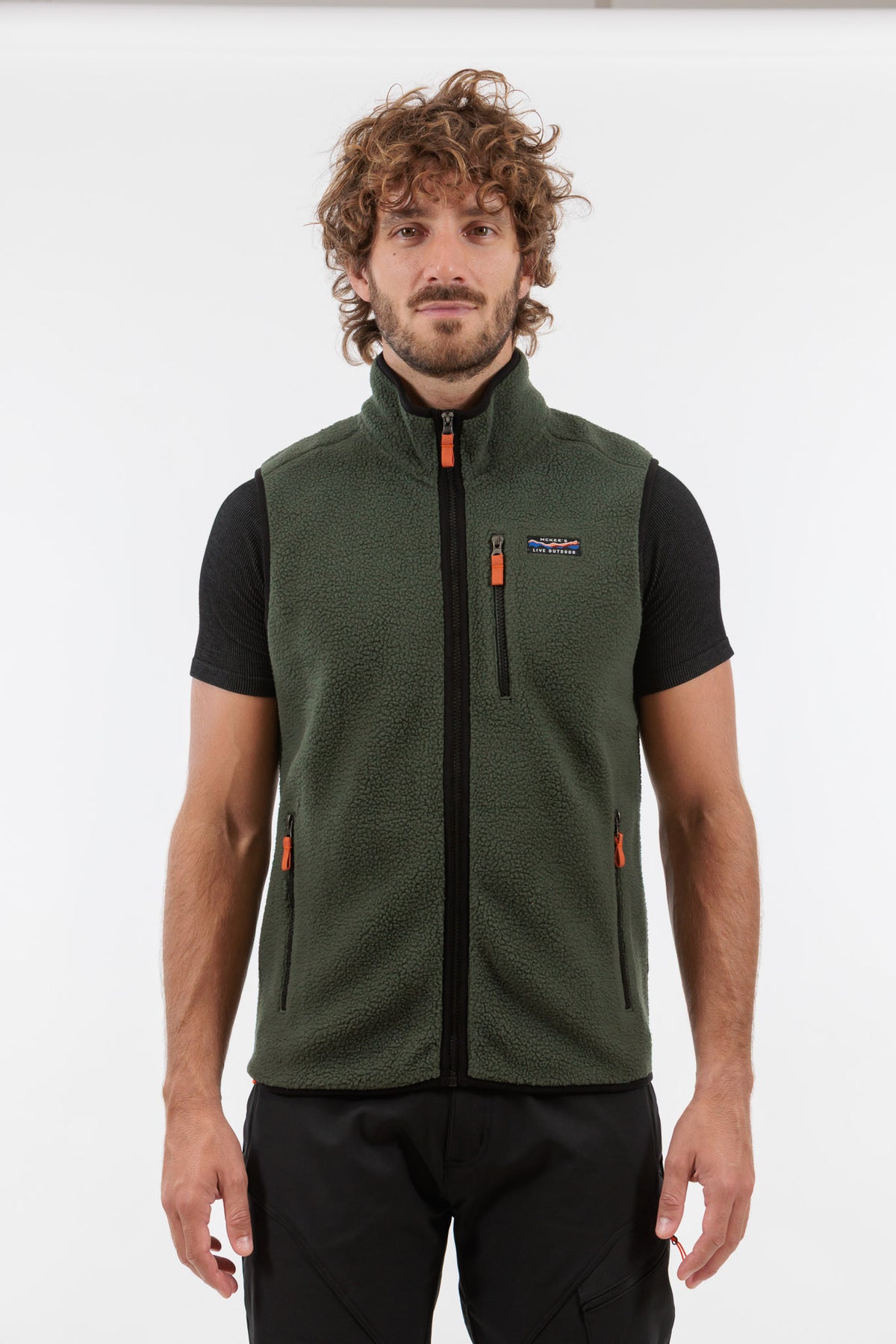 #colore_military-green