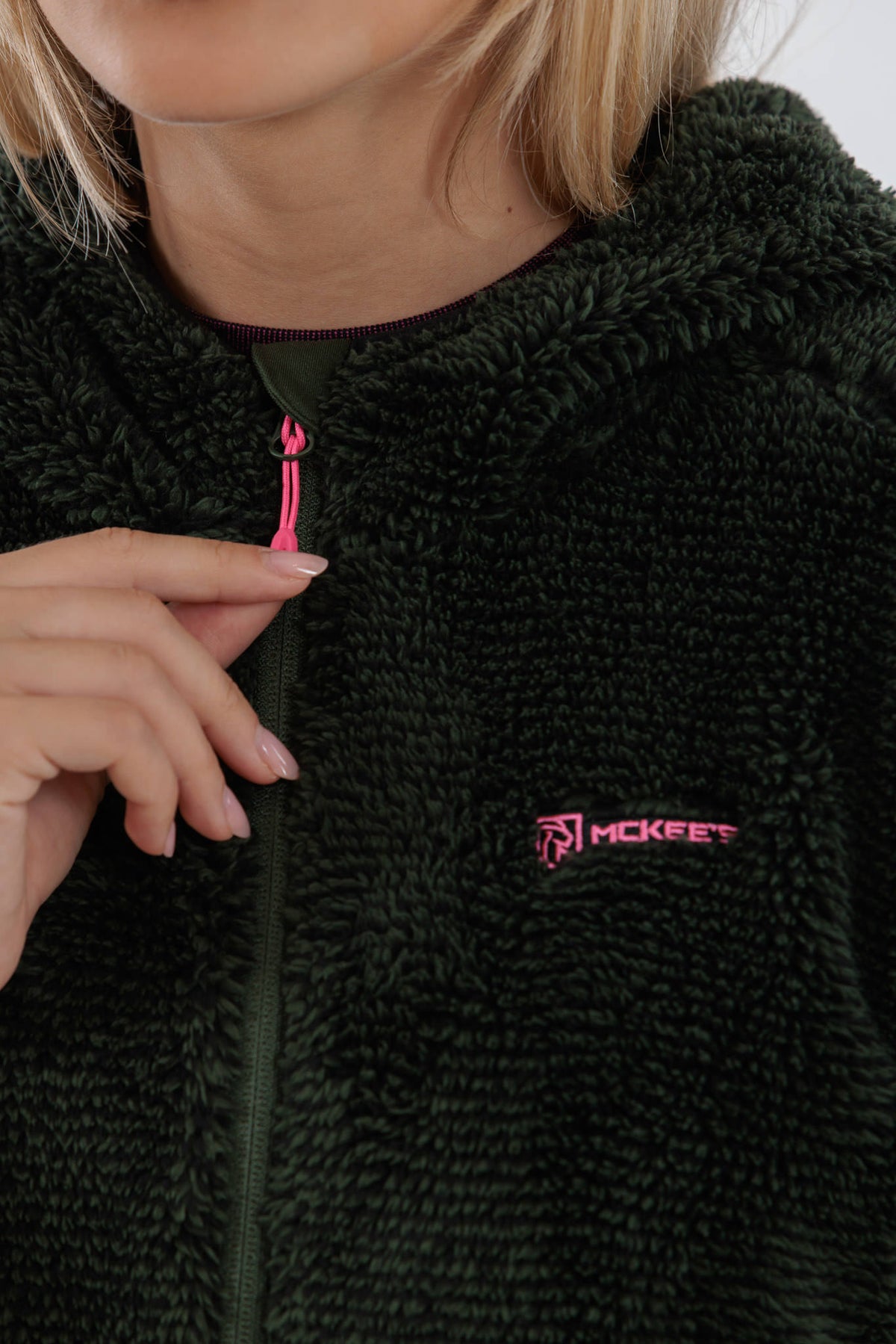 #colore_military-green