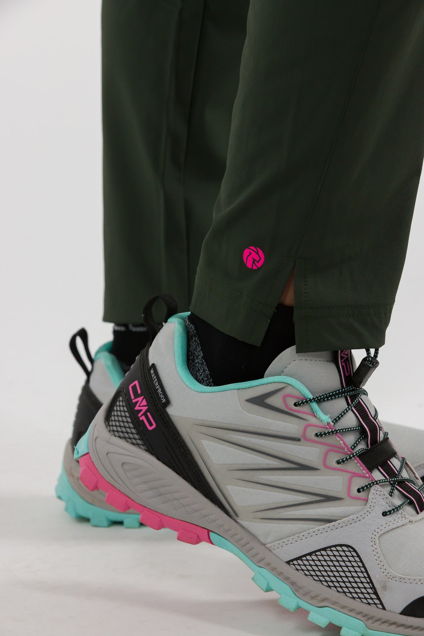 #colore_military-green