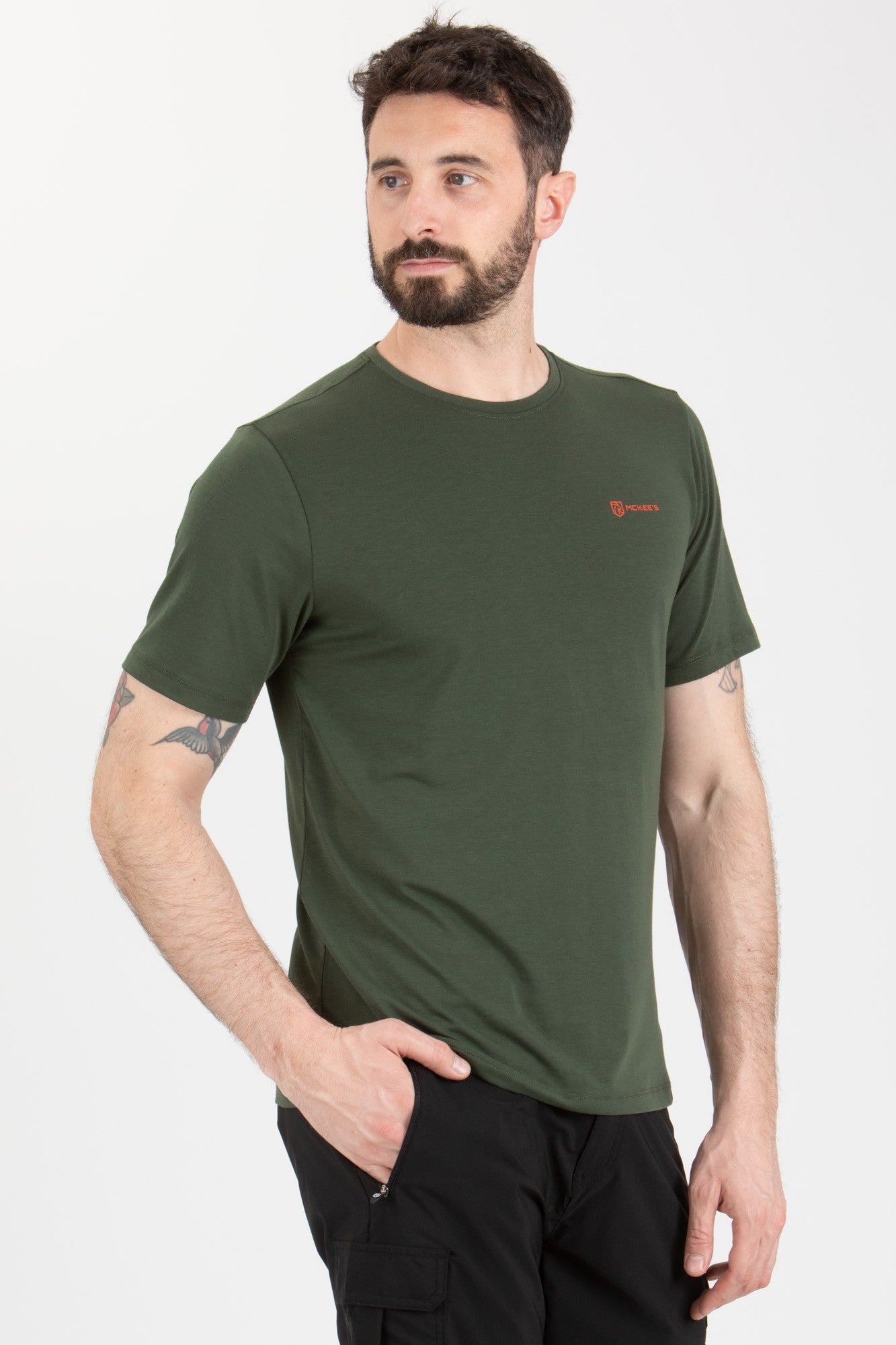 #colore_military-green