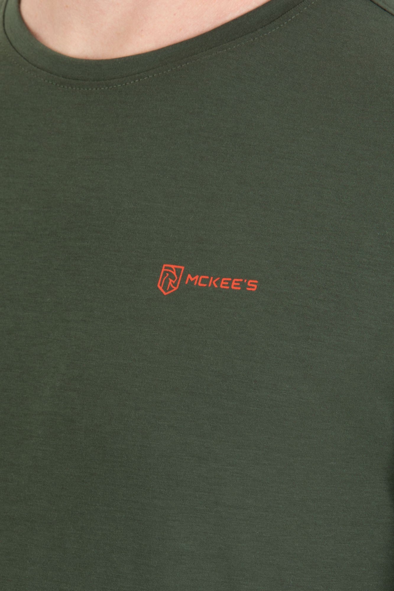 #colore_military-green