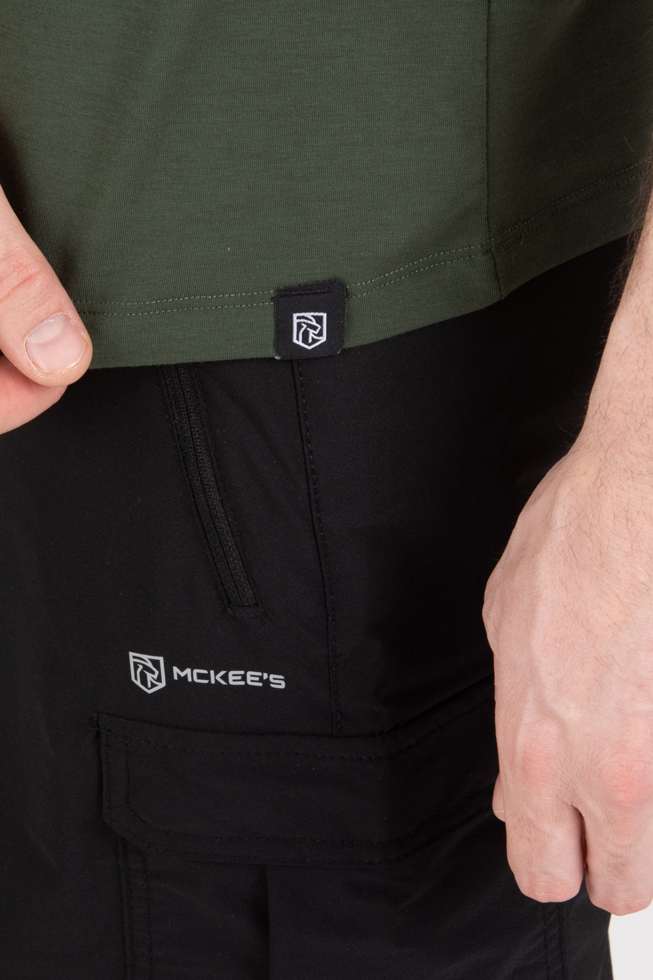 #colore_military-green