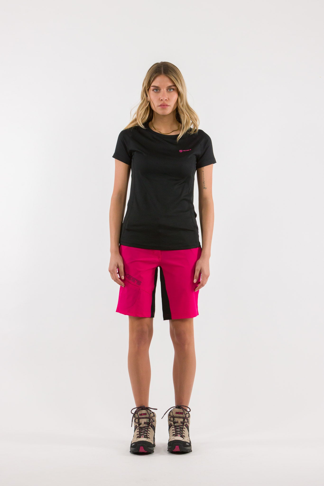 #colore_fuchsia-black