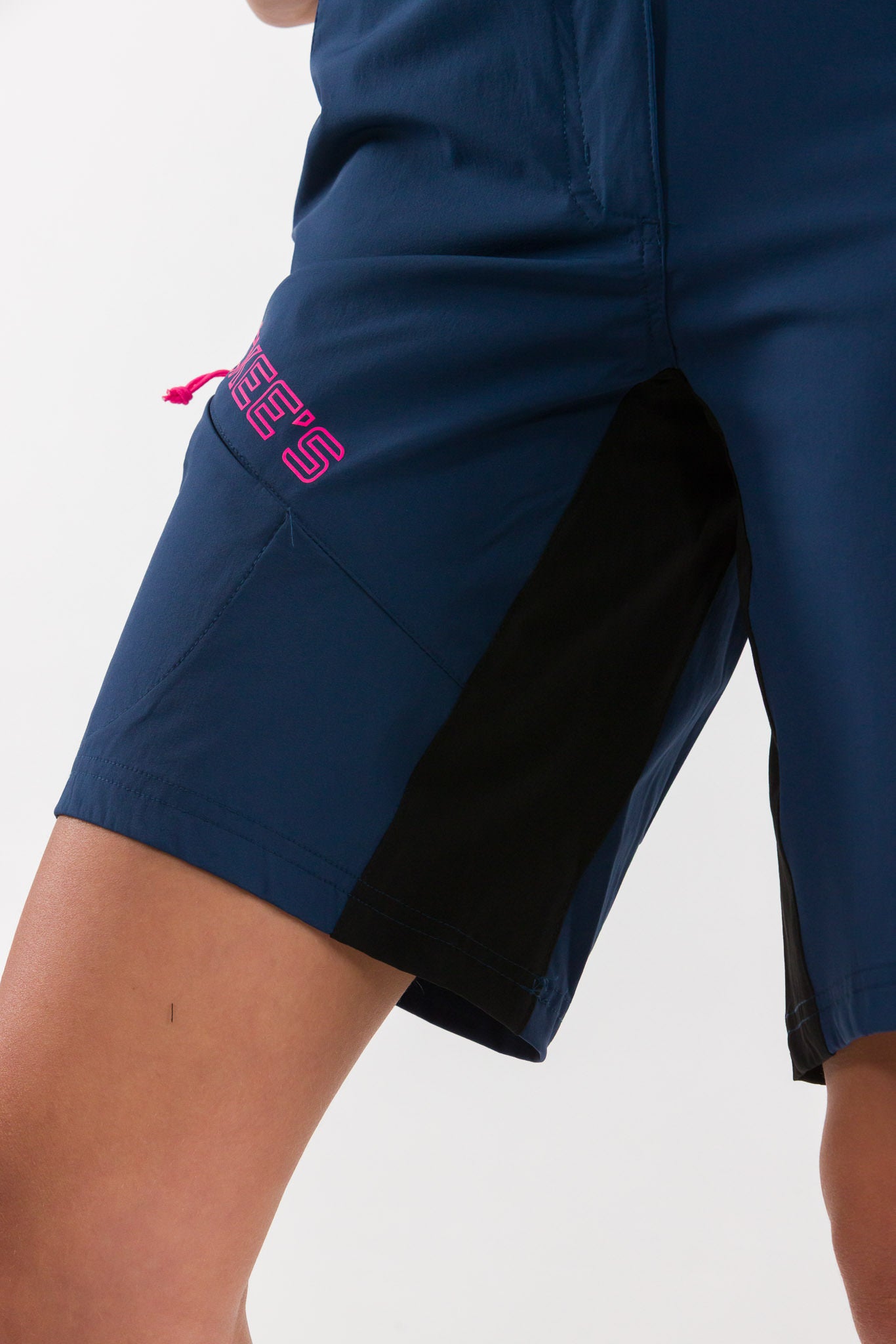 #colore_moroccan-blue-black