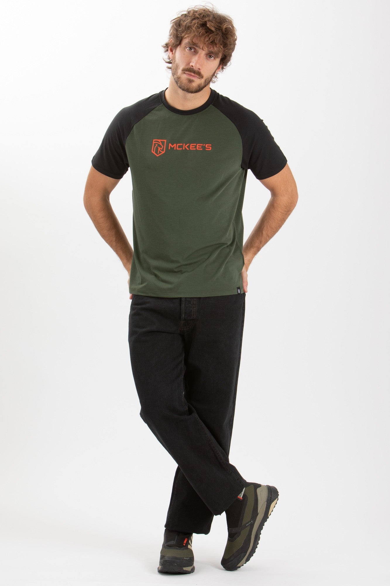 #colore_military-green-black