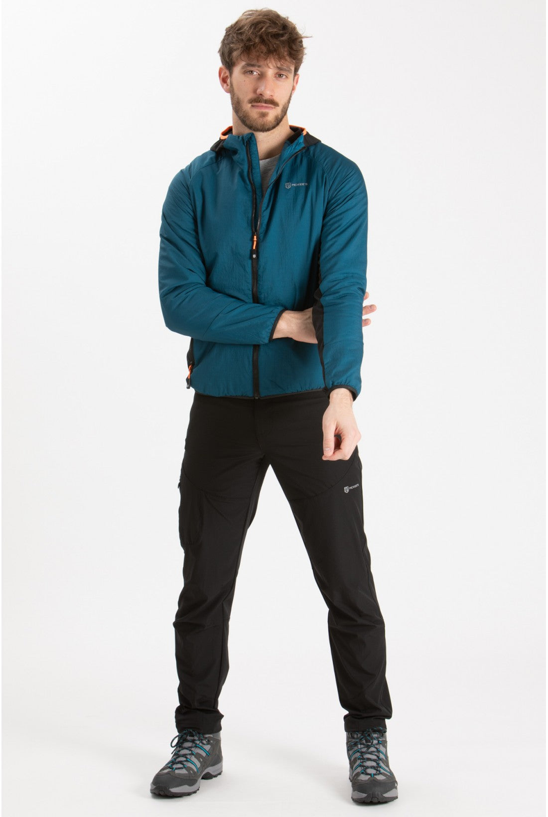 #colore_indigo-blue-black