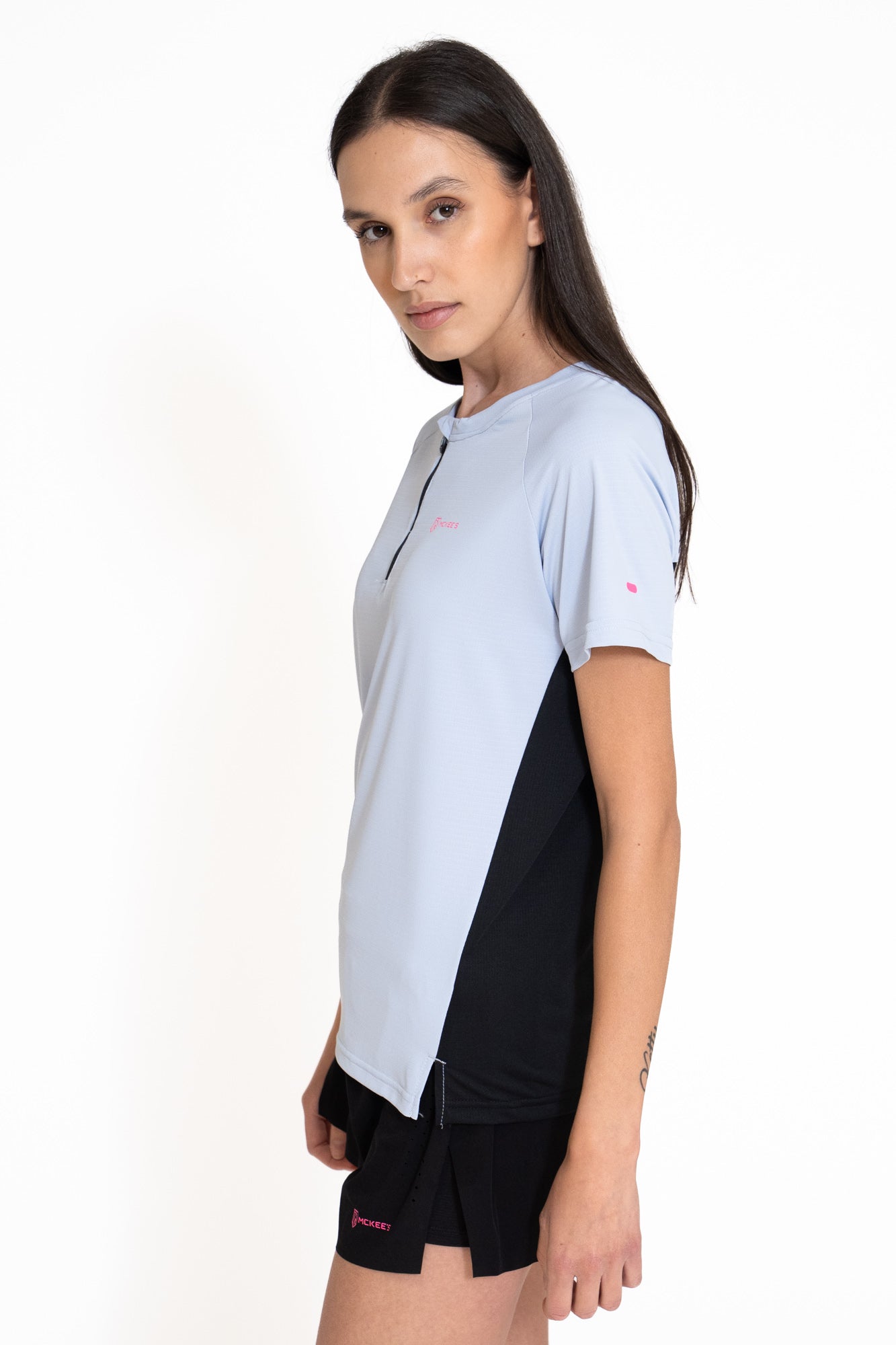 #colore_light-blue-black