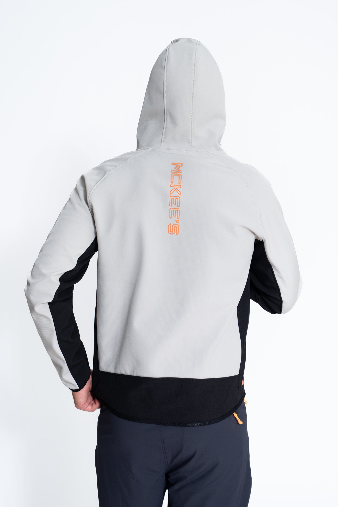 #colore_light-beige-black