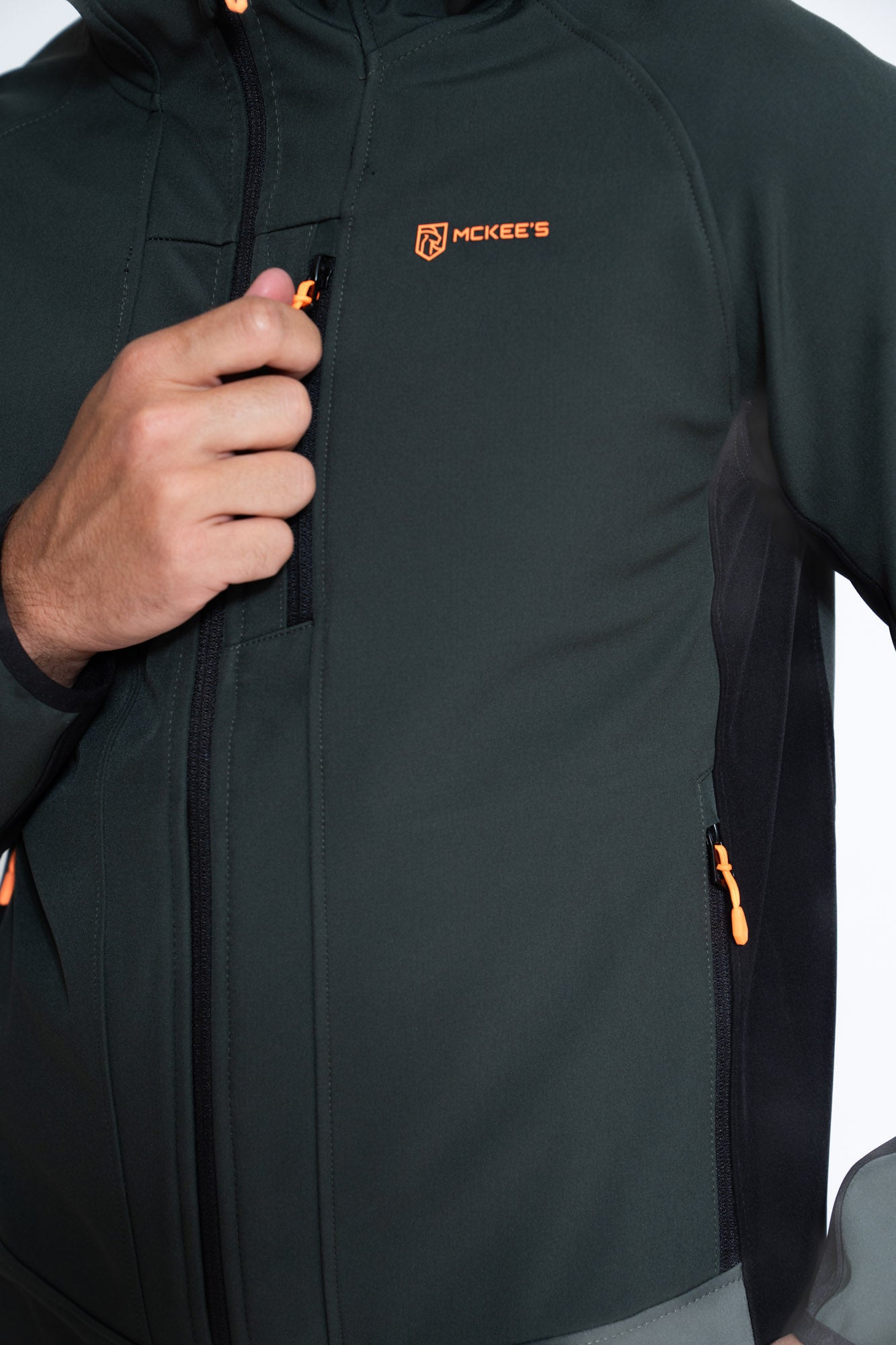 #colore_military-green-black-2