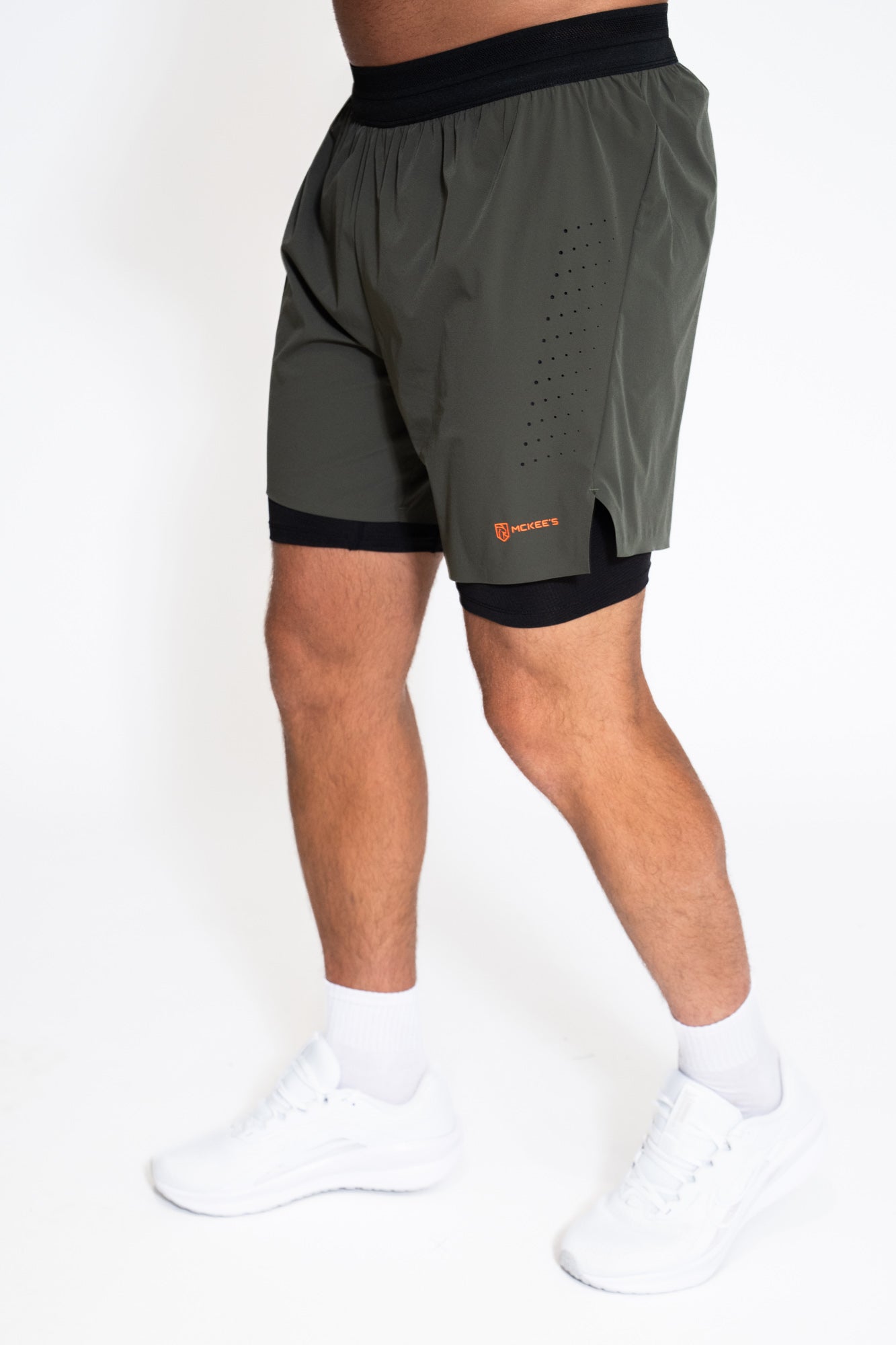 #colore_military-green