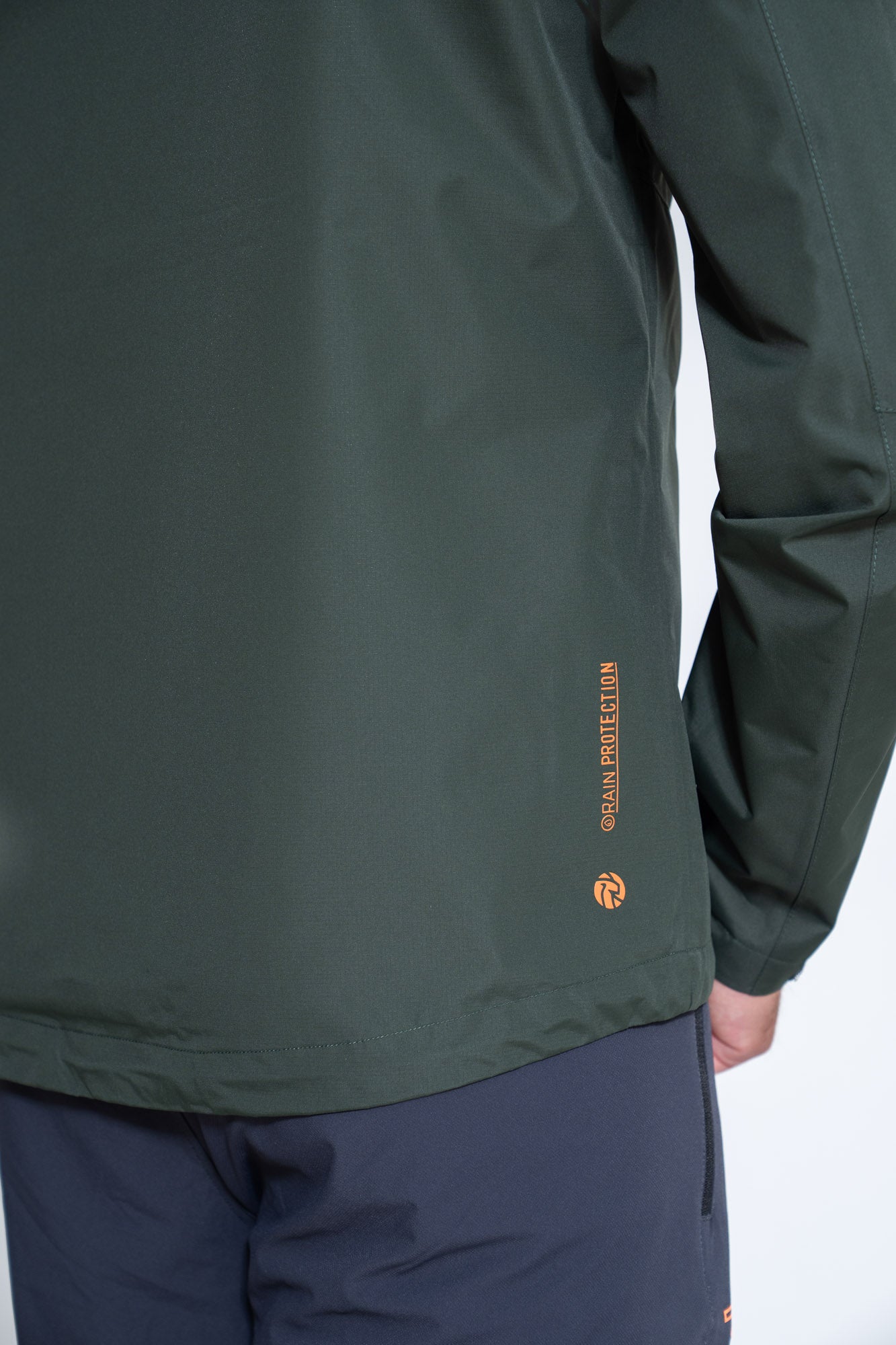 #colore_military-green