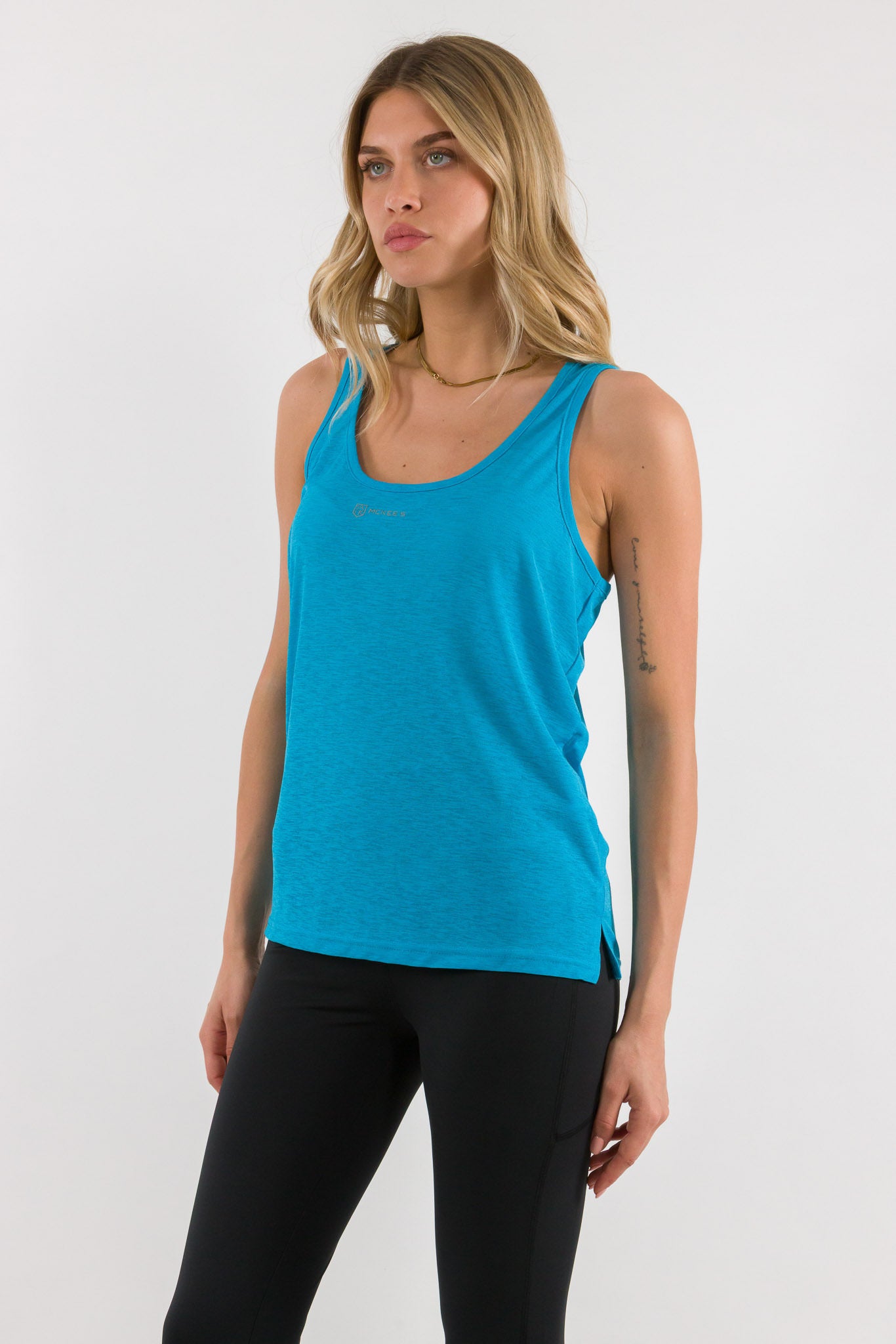 #colore_atomic-blue