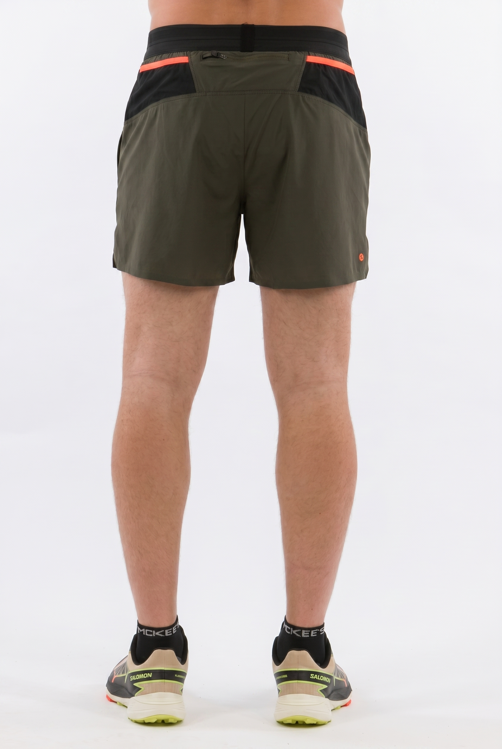 #colore_military-green