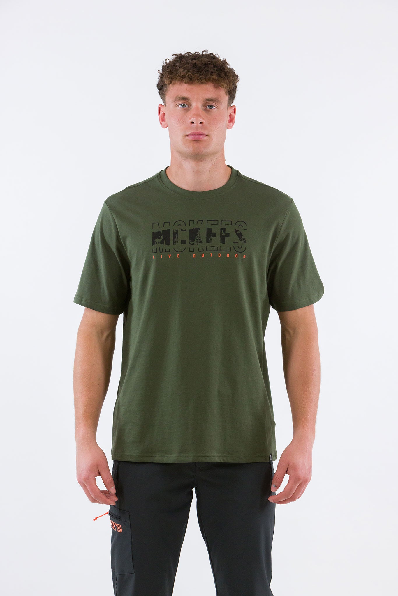 #colore_military-green