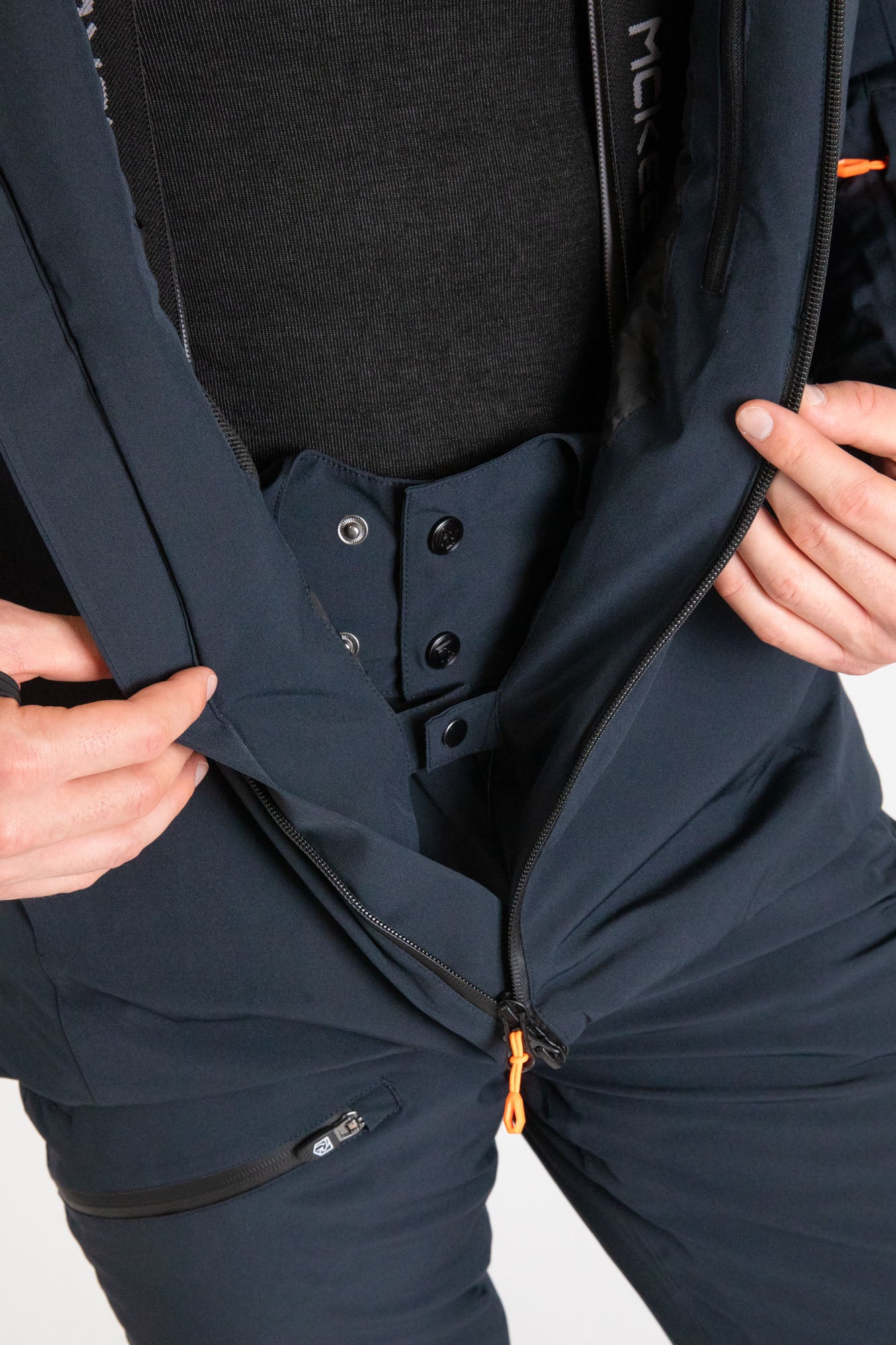 #colore_blue-graphite-black