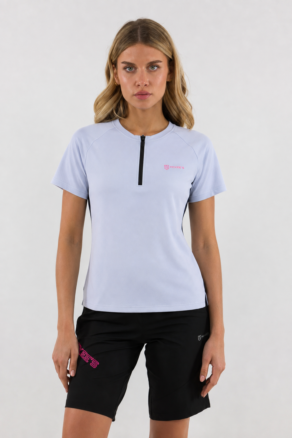#colore_light-blue-black