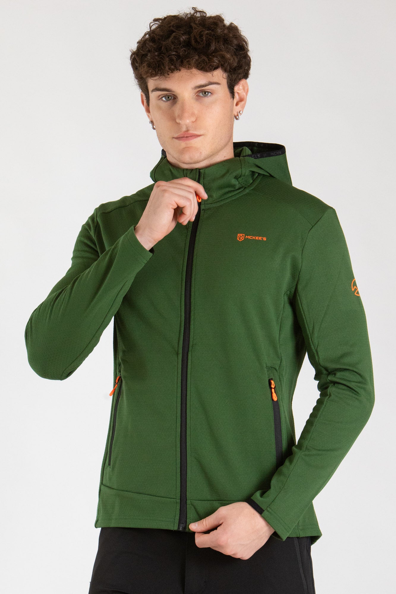 #colore_military-green