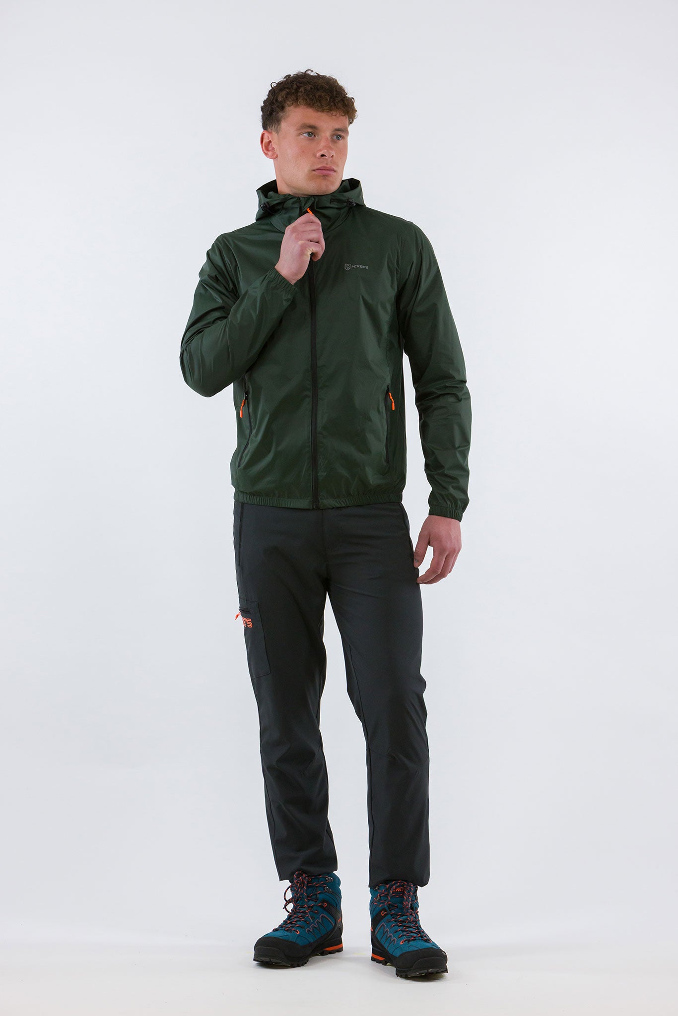 #colore_military-green