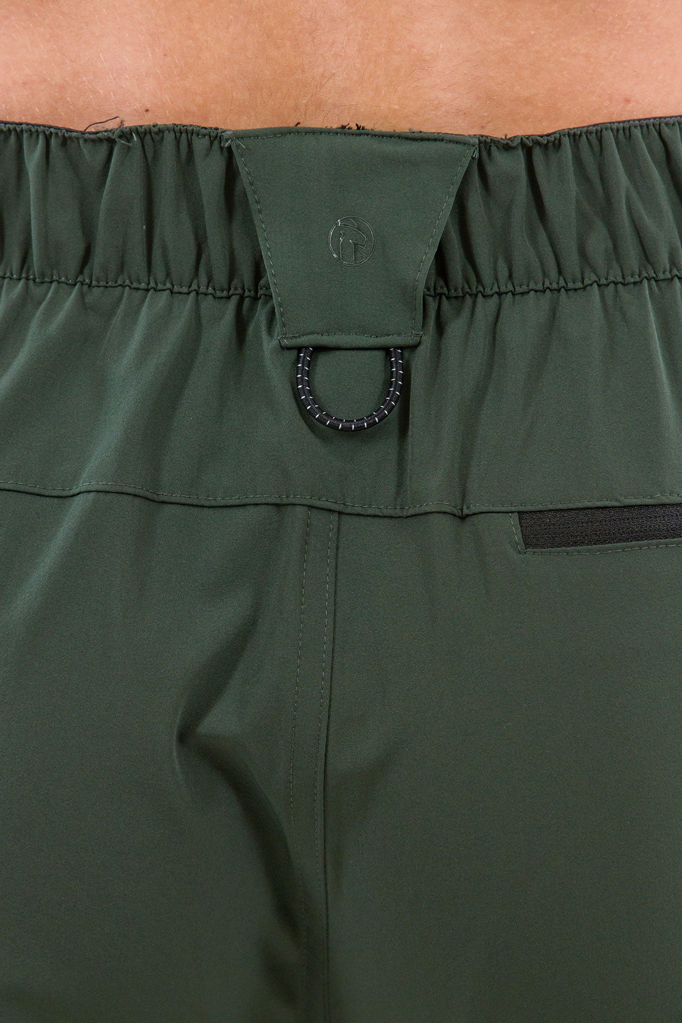 #colore_military-green