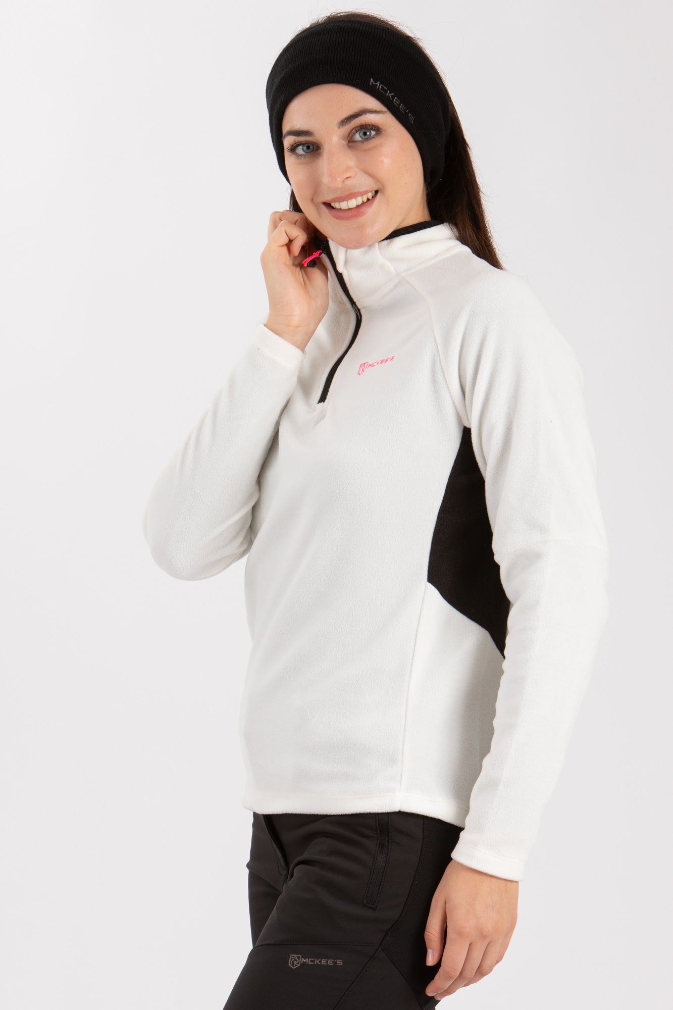 #colore_off-white-black