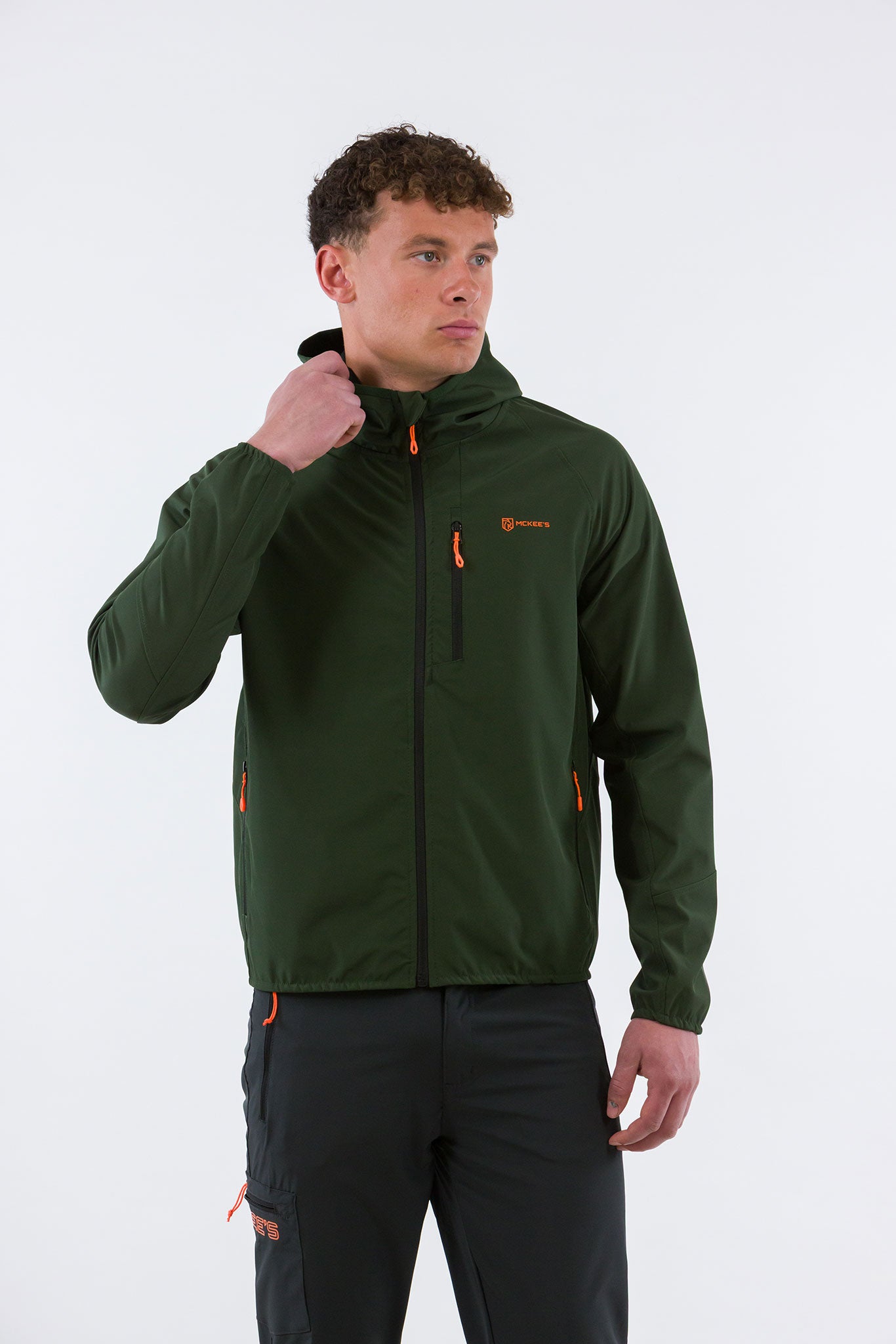 #colore_military-green